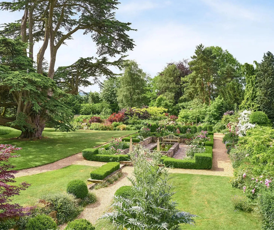 bath priory_relais (2).png