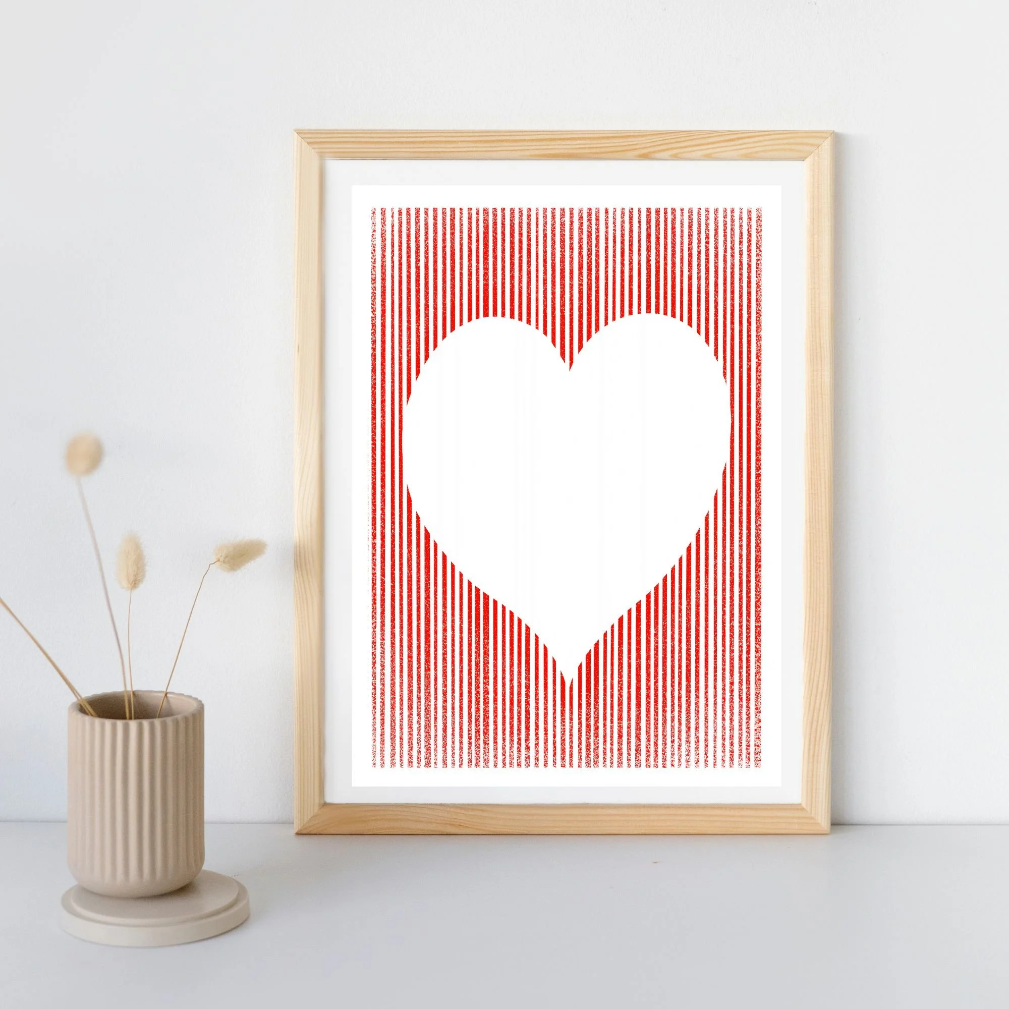 0156p Heart Red ETSY 2000px frame mockup pot.jpg