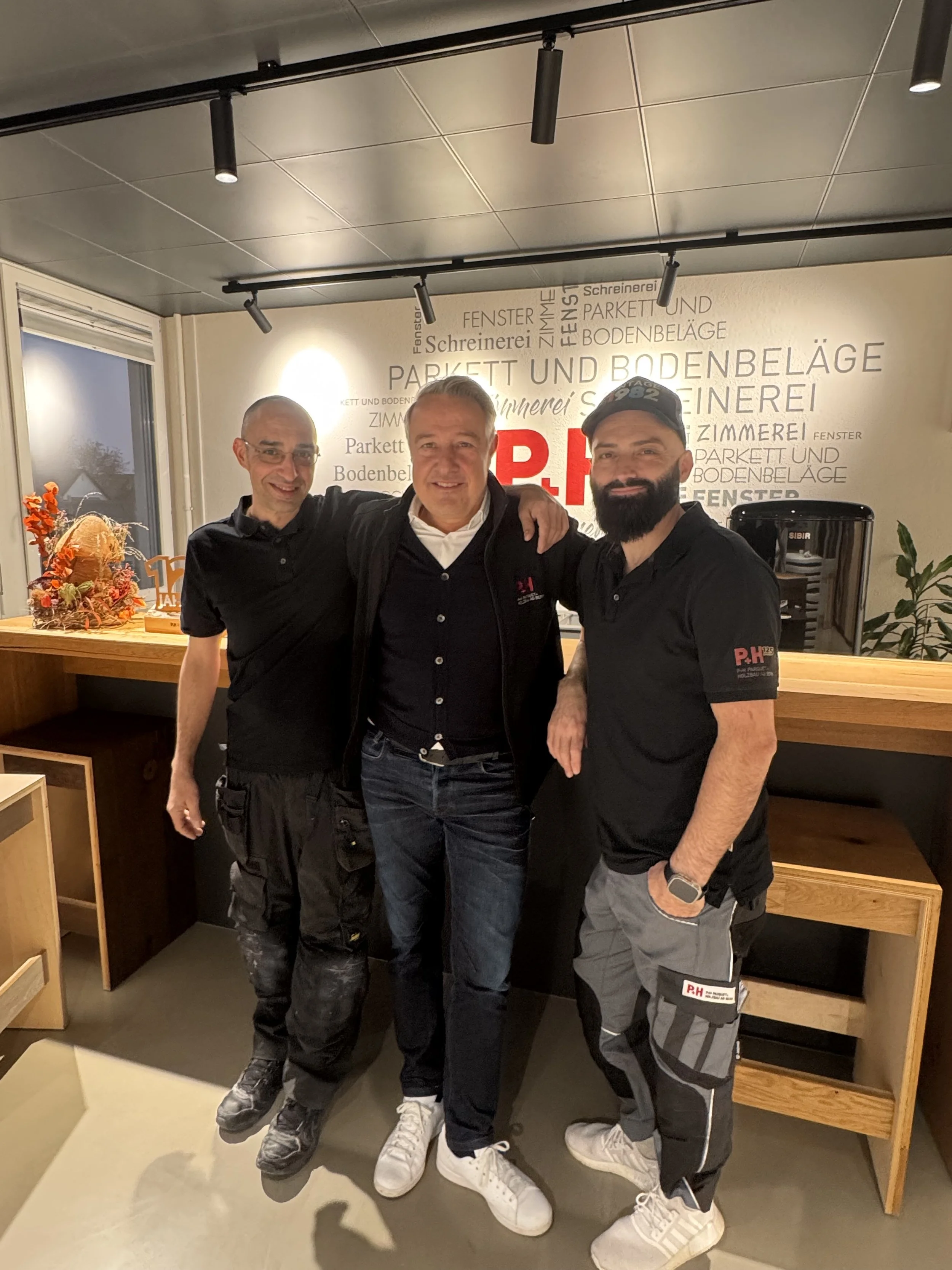 Herzliche Gratulation unseren Jubilaren im Bereich Bodenbeläge!