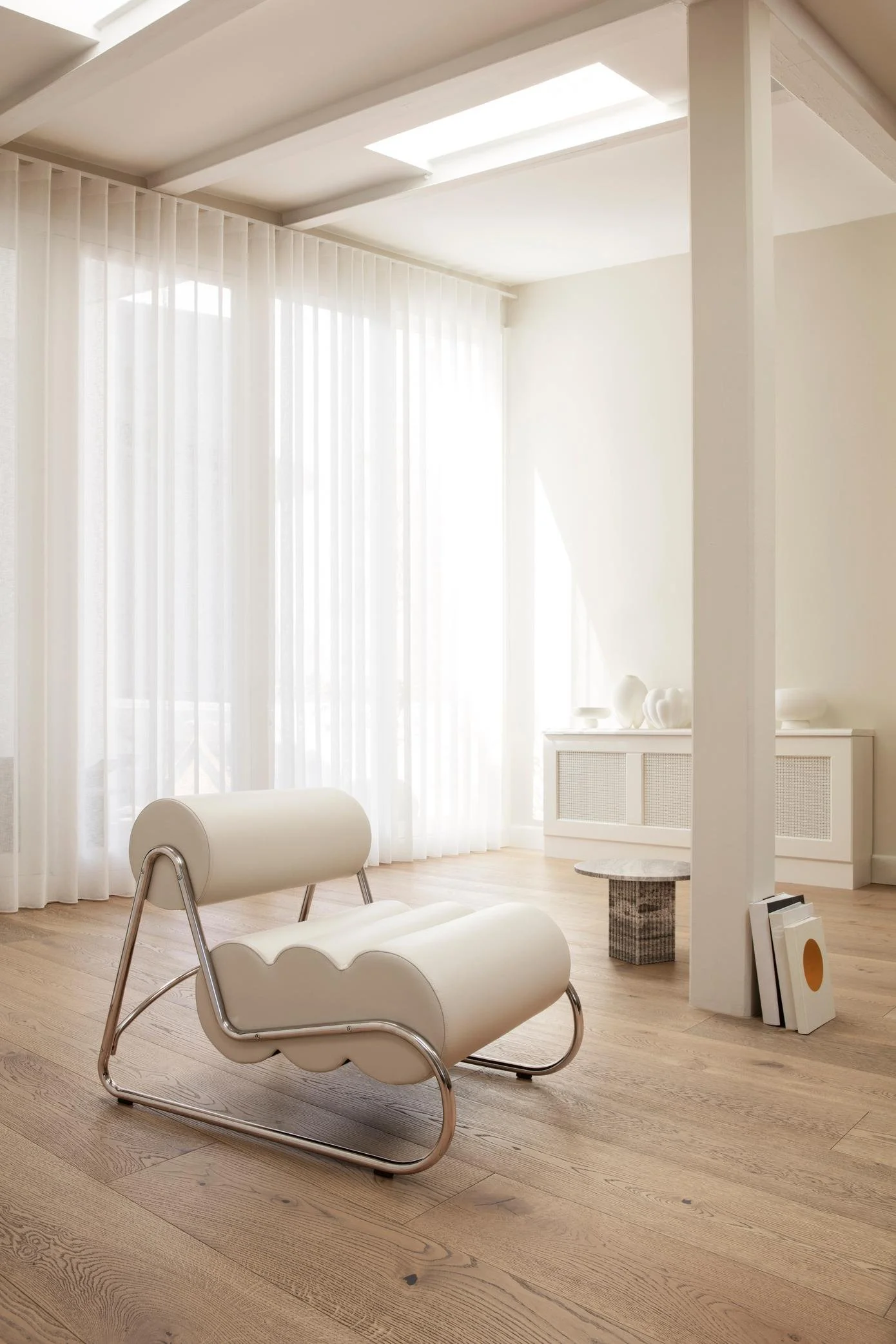 2404_M_Fave-Chair_Soho-Coffee-Table_NORR11.jpg