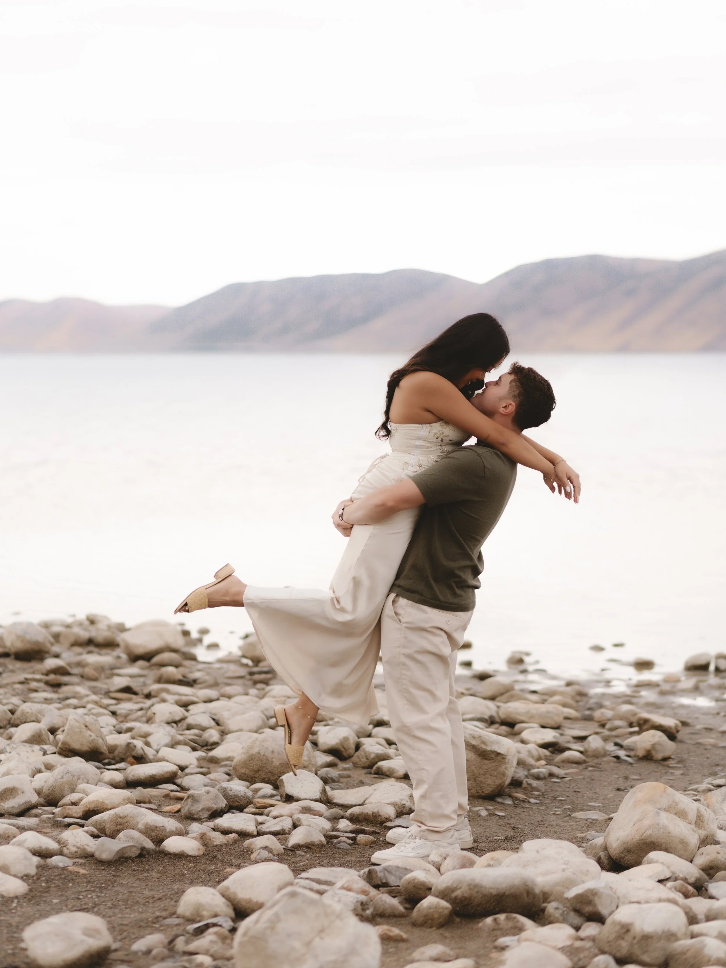 bearlakeutahengagementphotos-23.jpg