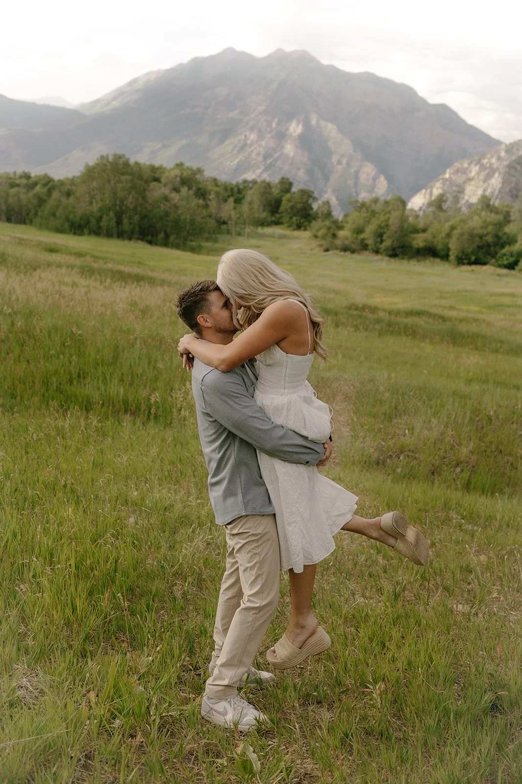 ariconnorprovoutahengagements-10.jpg