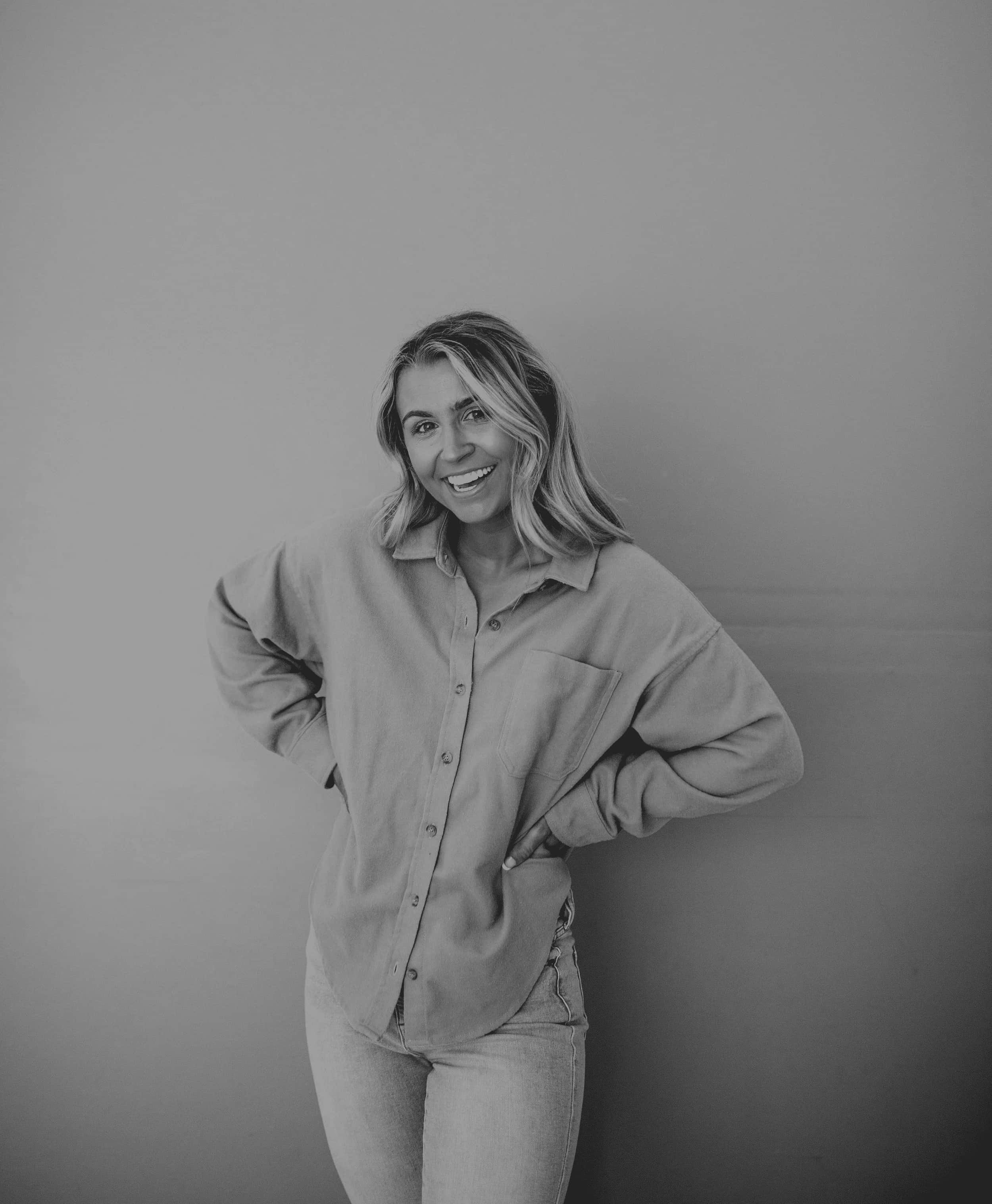 West Coast wedding photographer Jenna Roden portrait