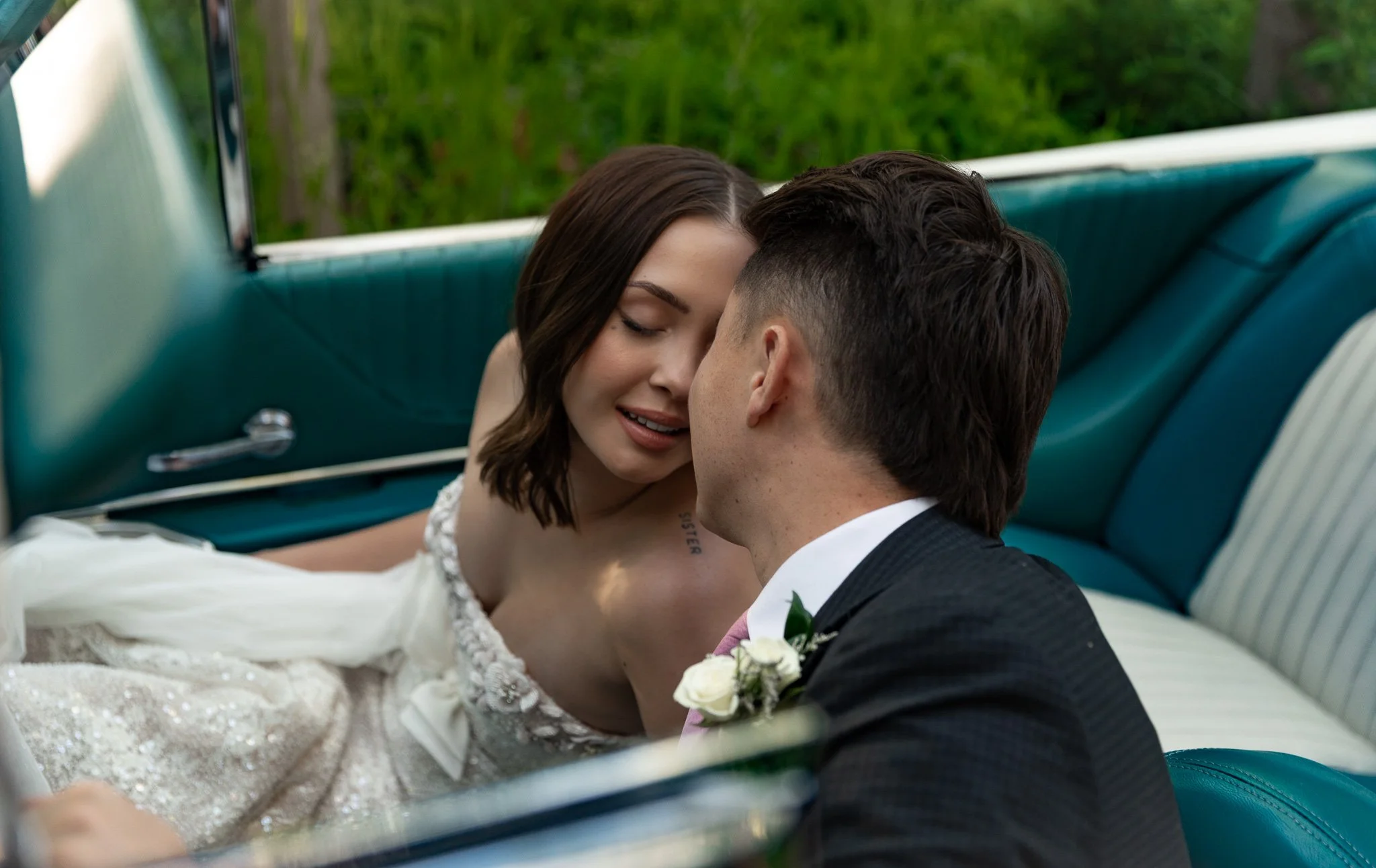 La Caille Wedding Photography Utah Couple Kissing Utah Vintage Cars