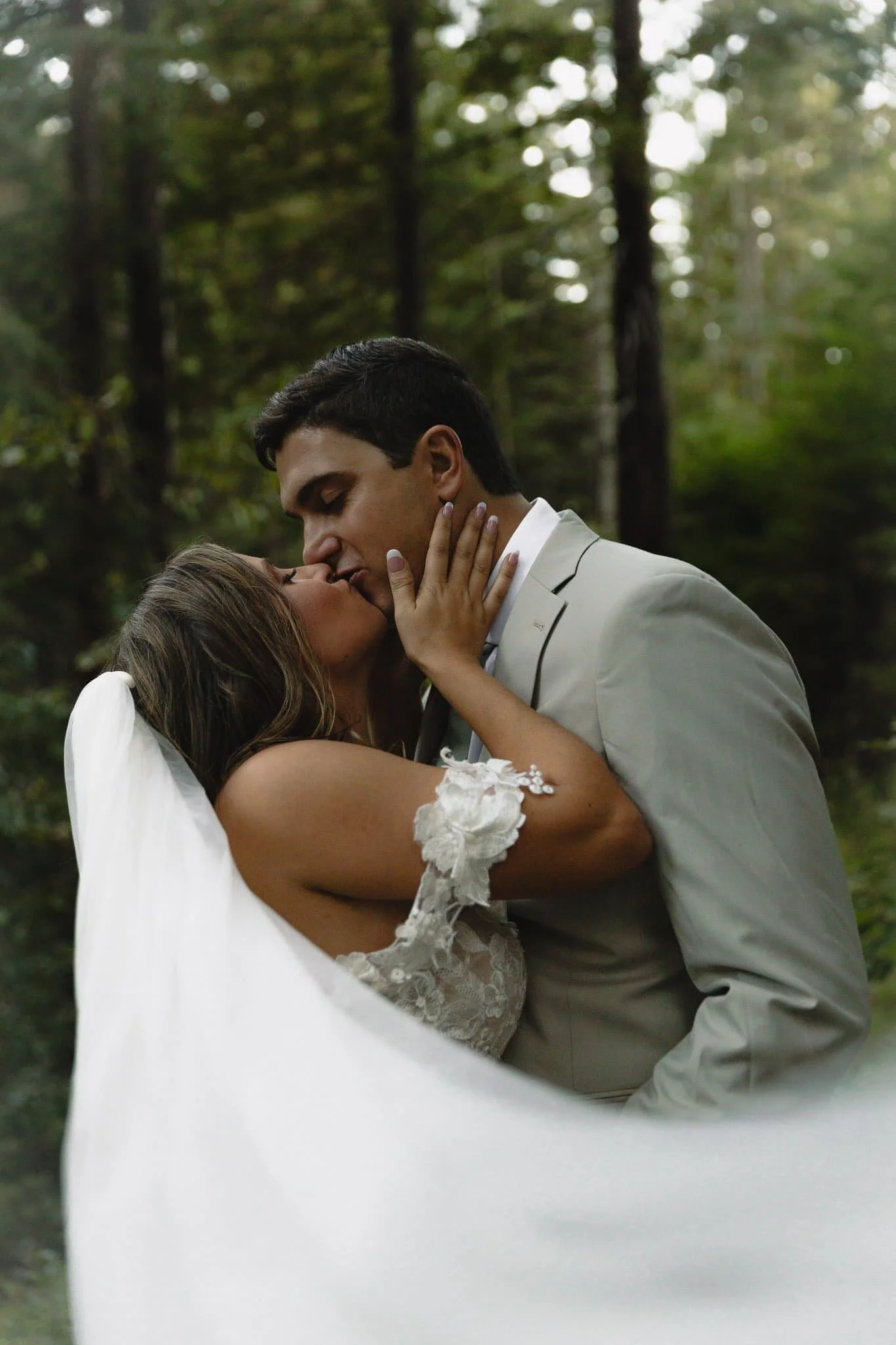 Traverse City wedding photography — couple portraits in Northern Michigan forest