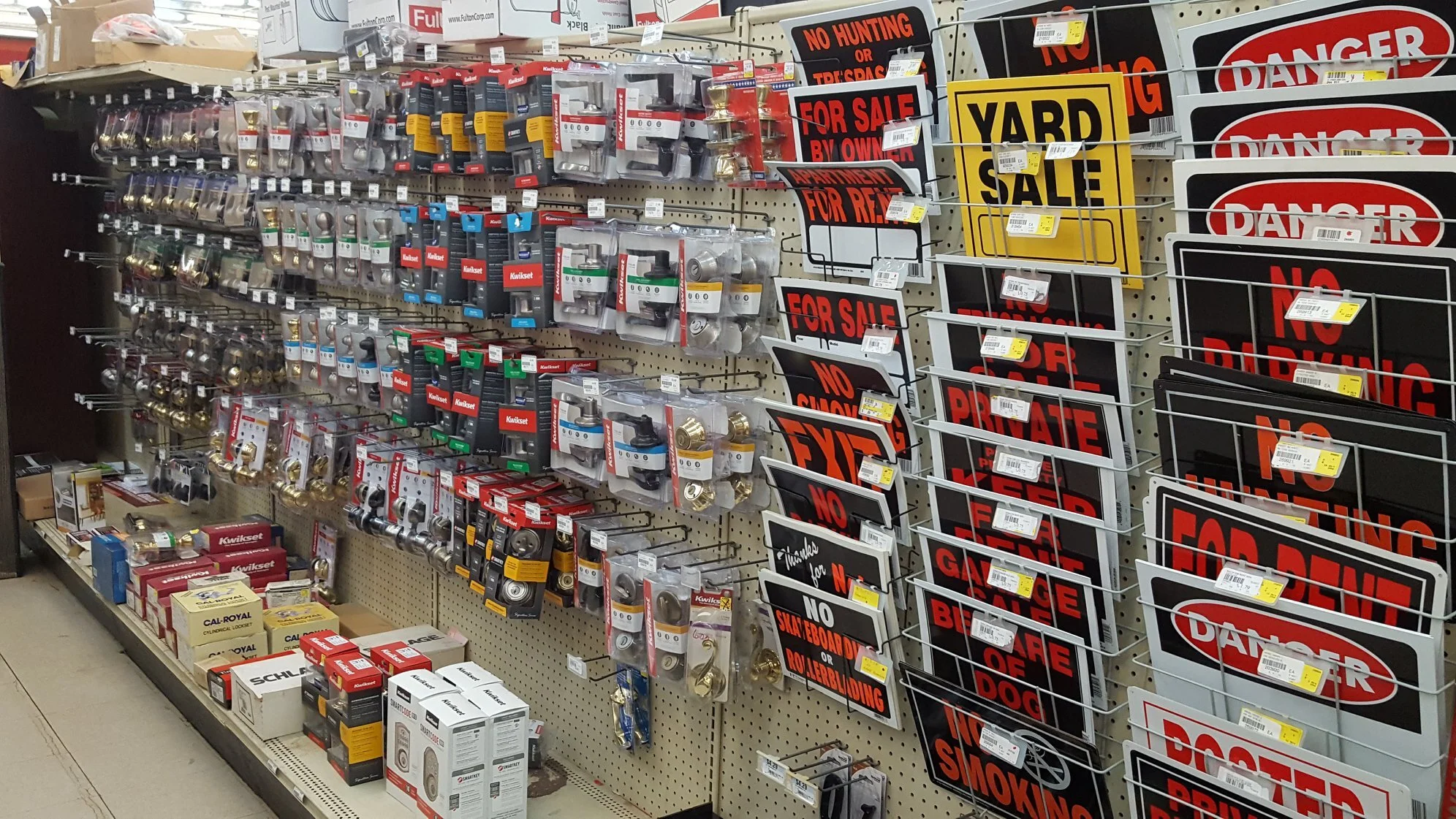 Signes, Hardware, Nuts Bolts, Screws