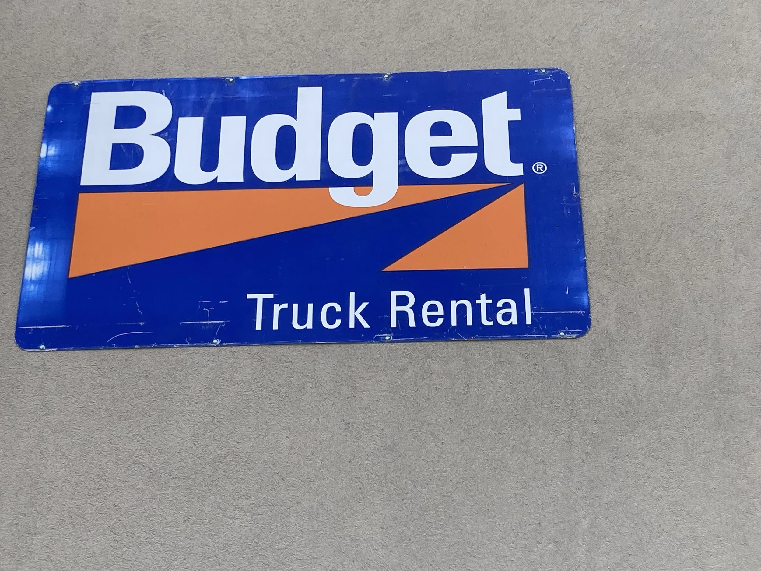budget sign.jpg