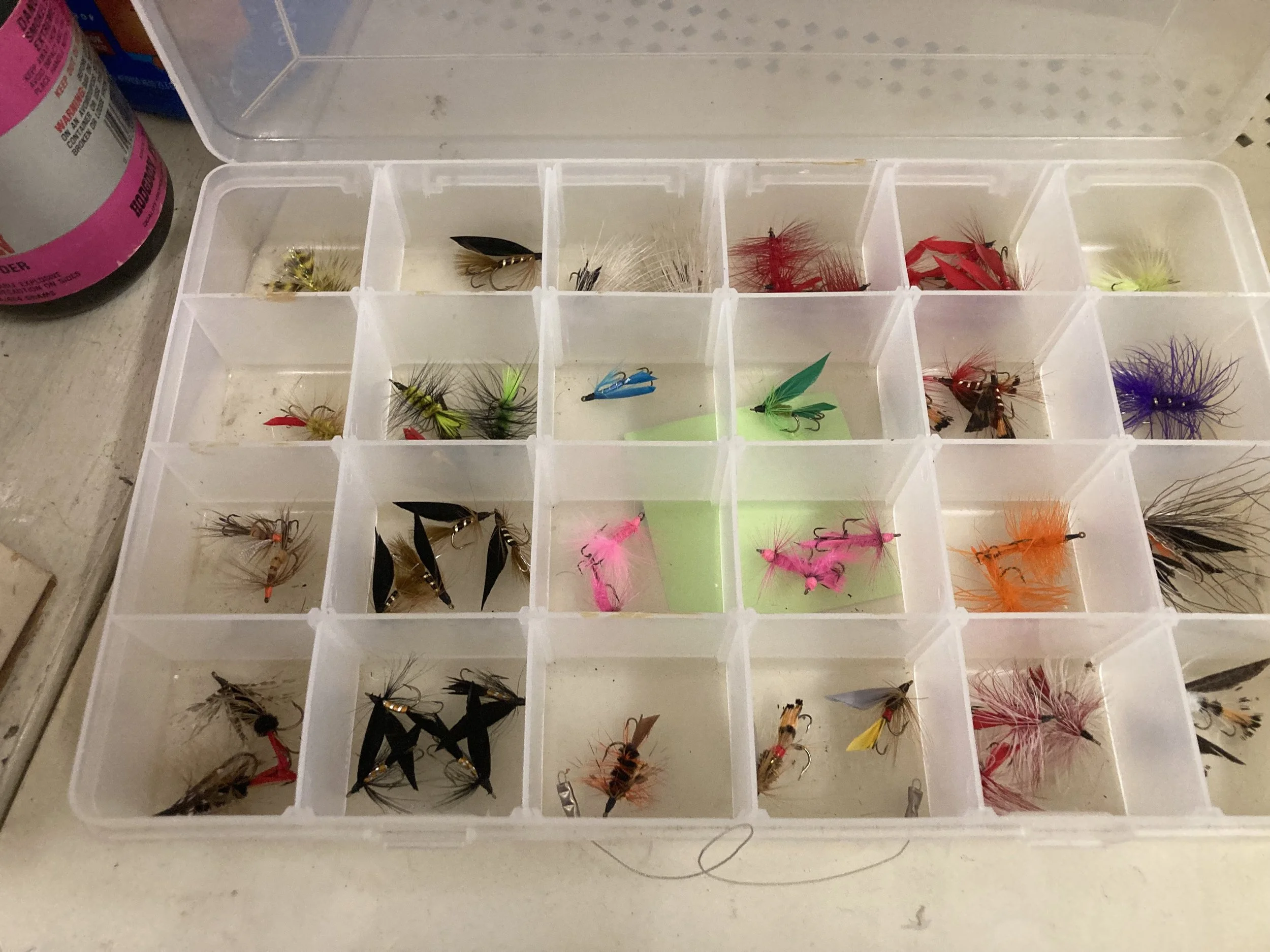 CURRY FLIES BY DAVE CURRY OF CASTO