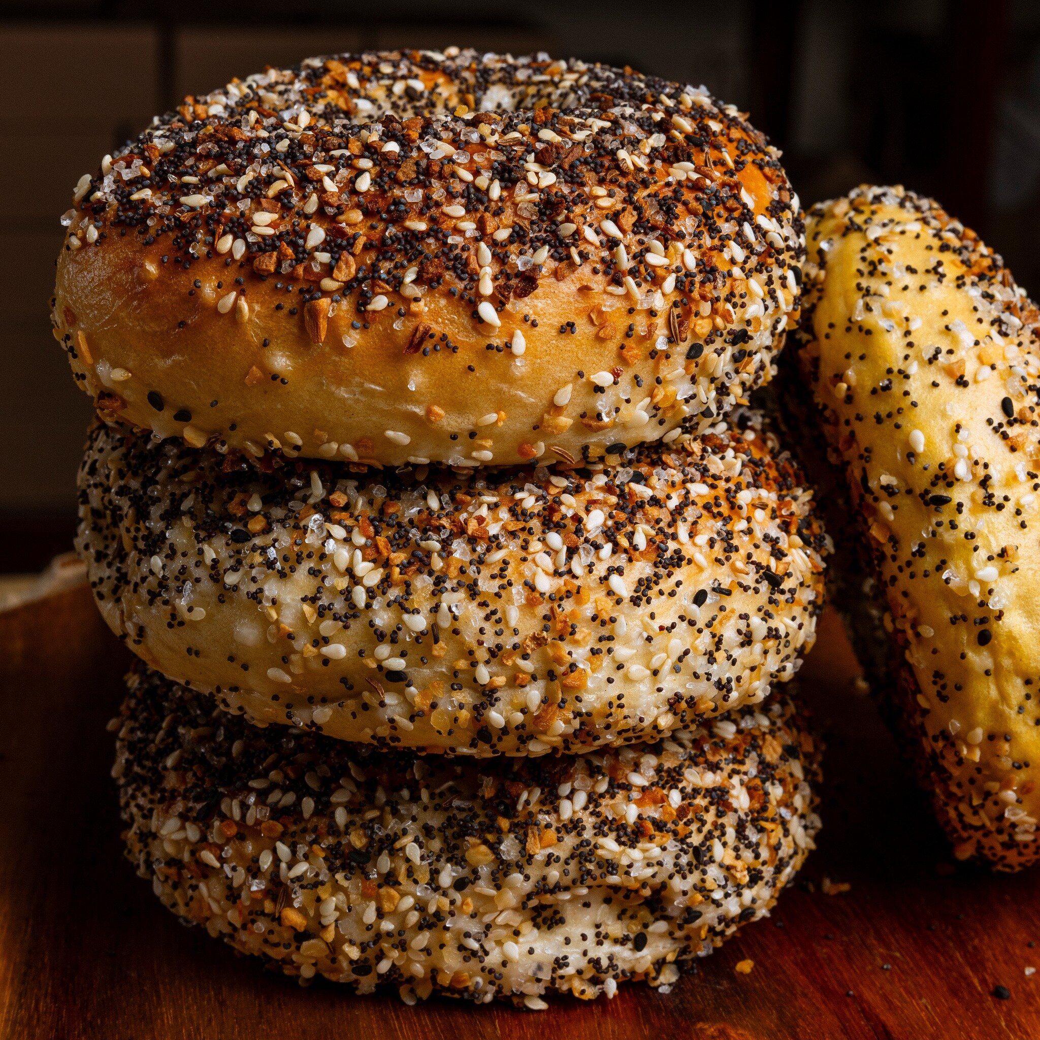 If fresh, local bagels aren&rsquo;t a part of your weekend plans...are you even planning on having a good weekend?! 🤔

Our bakery has bagels and cream cheese available on Fridays, Saturdays, and Sundays. Come stock up! 

#wearetrueblue #wilmingtonnc