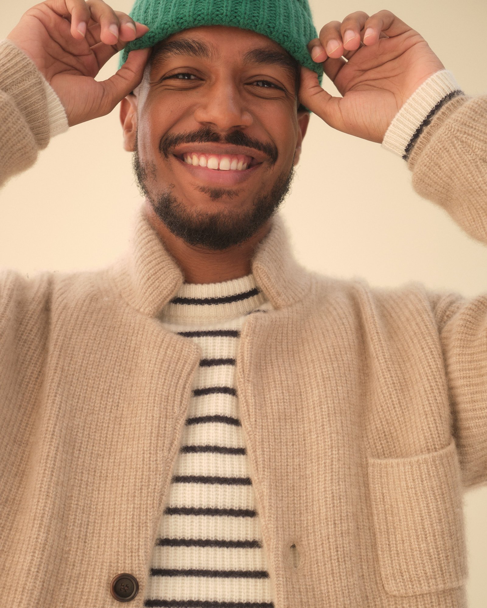 10_CASHMERE_CARDIGAN_0152 1.jpg