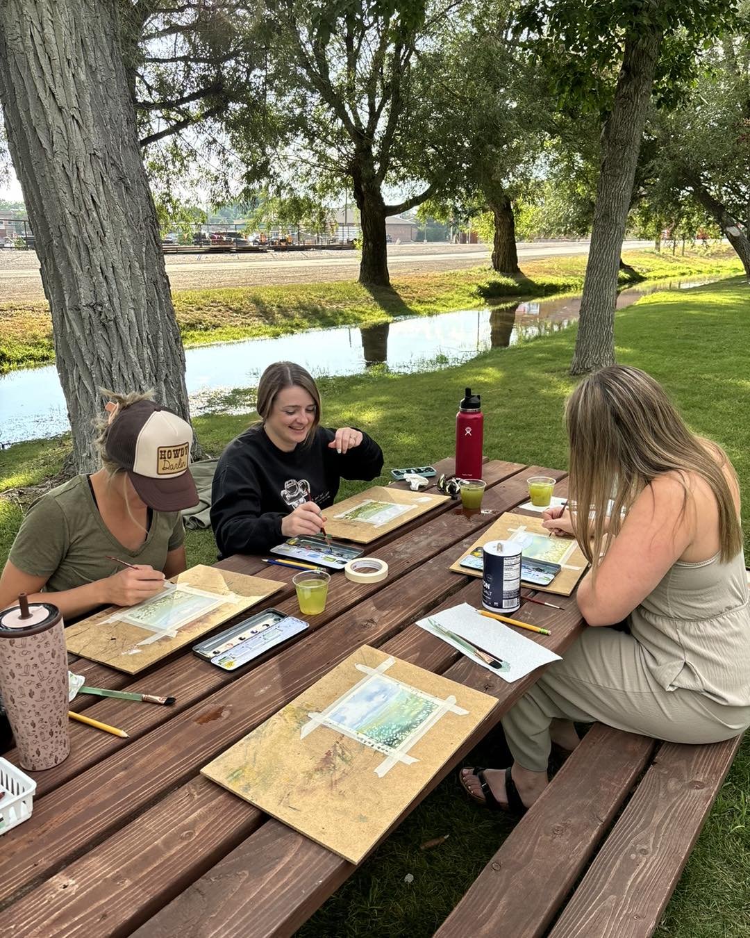 🎨Painting? 🏞️Outdoors? 😊😊Friends? Ciadie Schlosser has you covered in her &lsquo;Painting in the Park&rsquo; class. Sign up for Monday, August 12ths class at Choteauarts.org