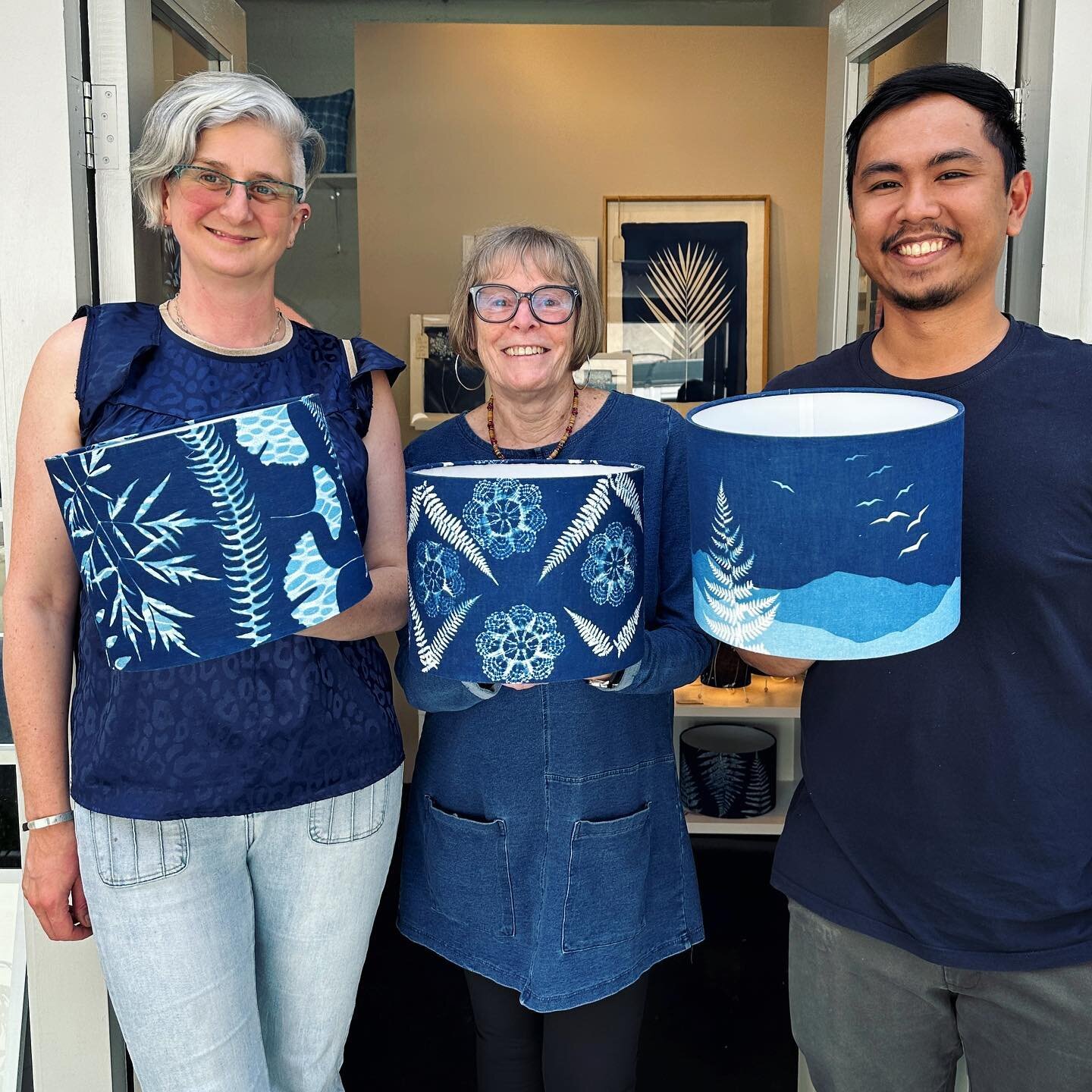 What a fabulous lampshade workshop today! 
I&rsquo;m endlessly fascinated by the many different ideas people have for their unique hand-printed lampshades. 
I particularly love that the fabric was plain white linen yesterday (and none of today&rsquo;