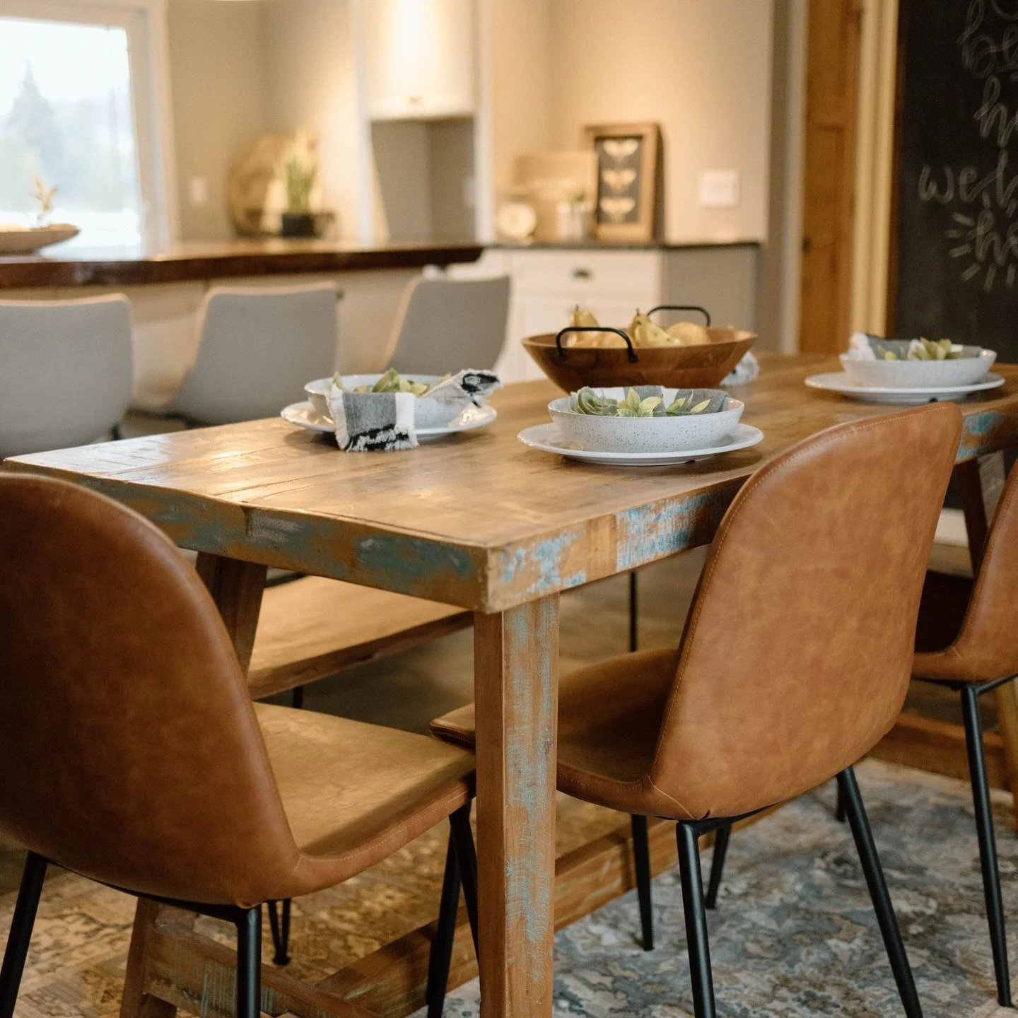 Who remembers this beautiful staging we did for this home last year? 

This one was just on the outskirts of town, sitting on the most gorgeous property with views that felt like they went on forever. Homes like this deserve to be shown in their best