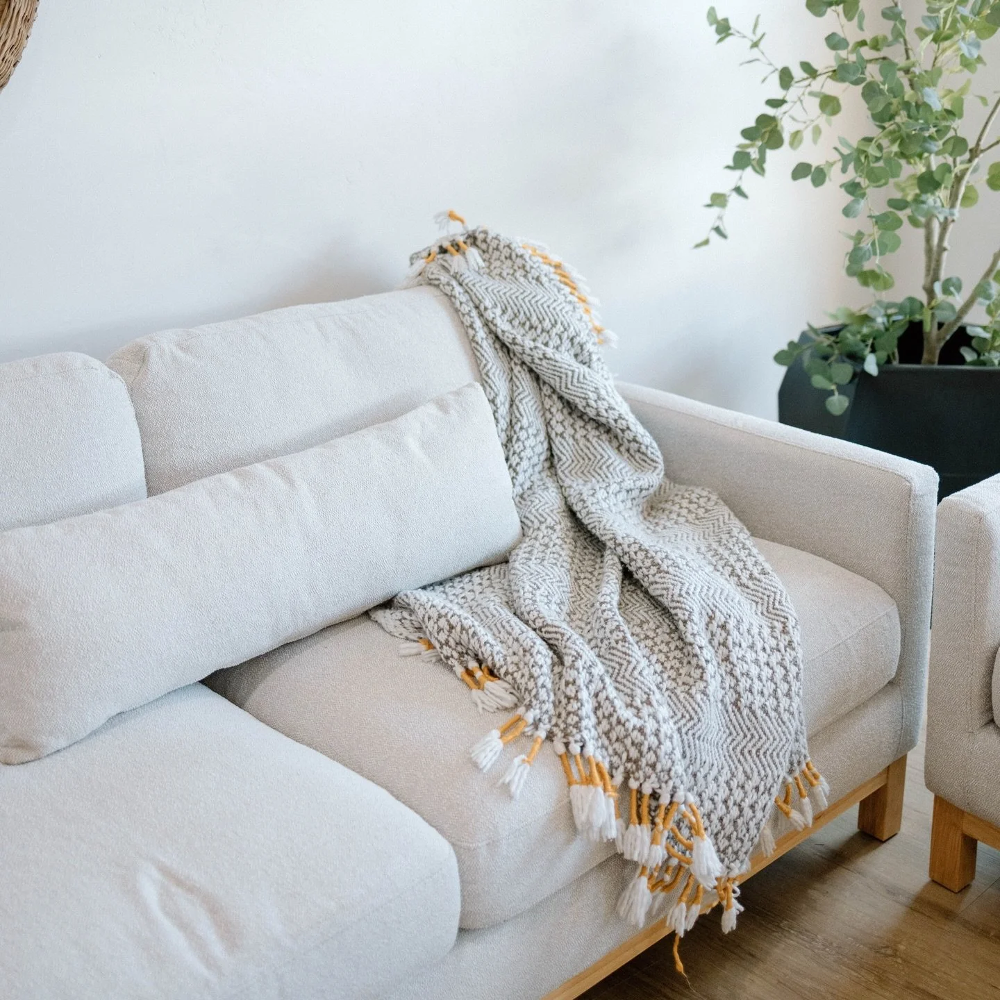 SPRING SALE ‼️TODAY‼️

Come shop the sale! 12p-6p

📍626 SW 6th St

YOU SNOOZE YOU LOSE 🤪😎🫶🏼