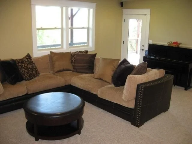 sunburst way basement before.jpg