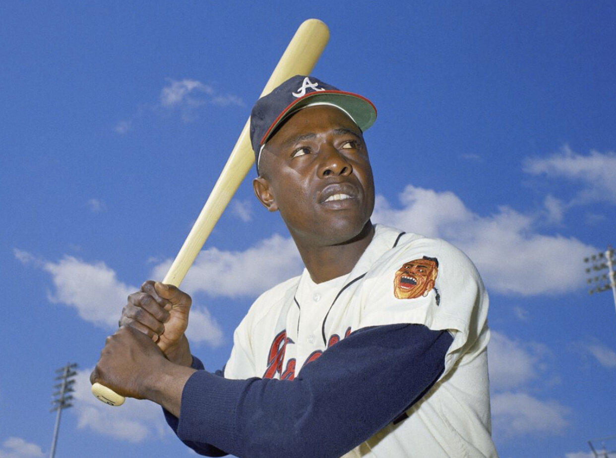 Hank Aaron, baseball's one-time home run king, dies at