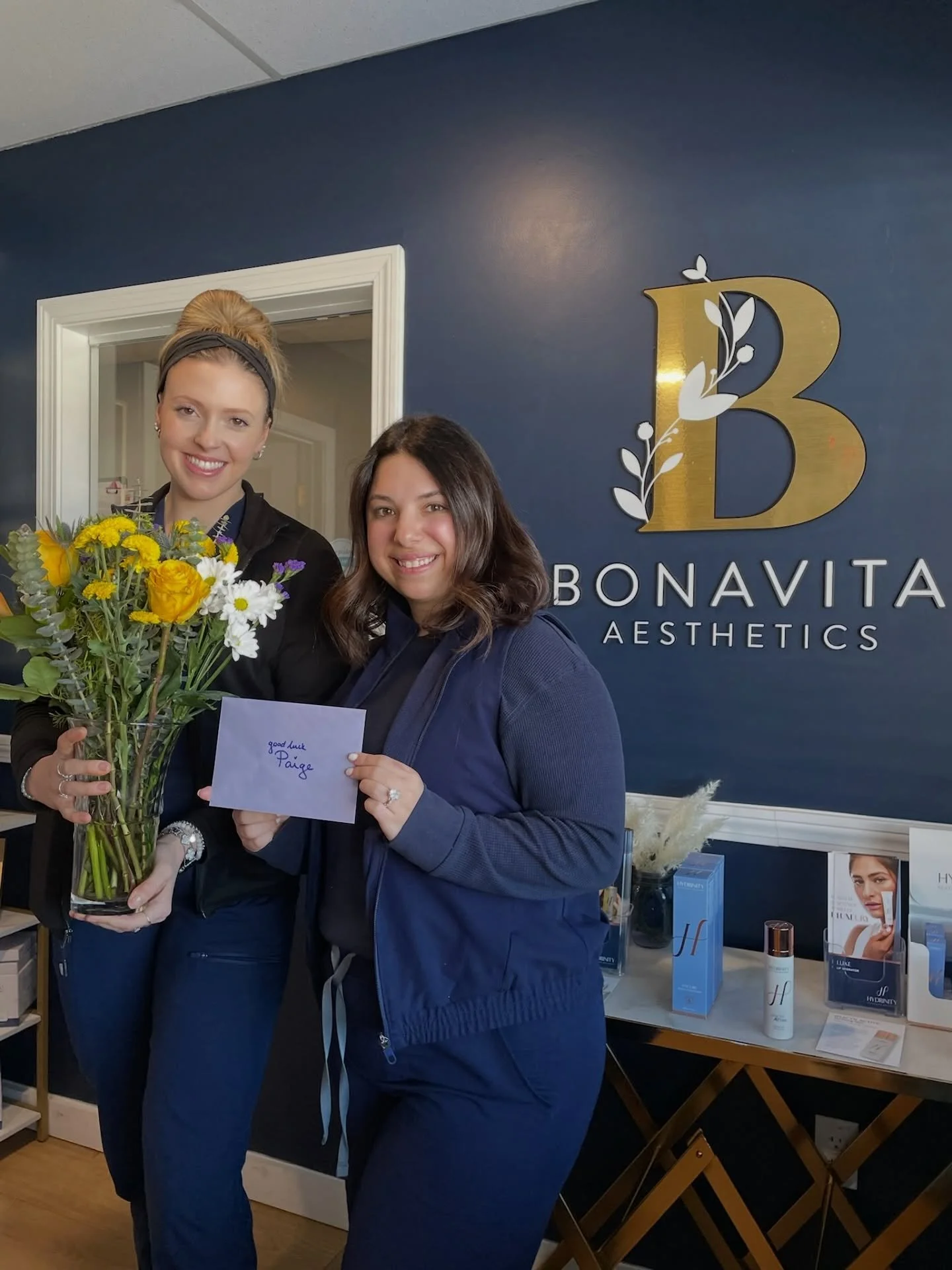 🩺 Our BonaVita Team is SO proud to help support &amp; mold the next generation of Aesthetic Professionals ✨

We loved having Paige, a current Physician Assistant student, shadow our team at BonaVita Aesthetics as part of her clinical experience over