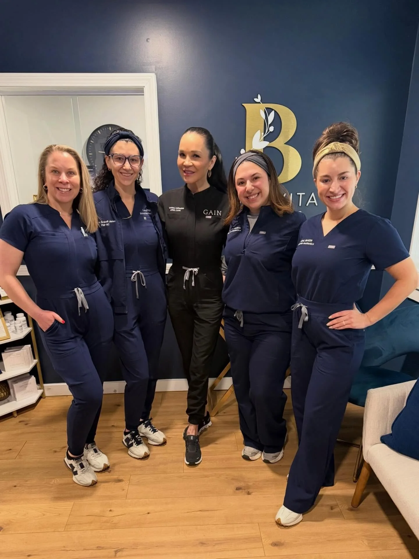 💉 Sculptra training day with the BonaVita team 

We had the best time learning alongside our incredibly talented GAIN trainer, @vanassajseb &mdash;continuing to grow, refine our skills, and bring the latest in aesthetic treatments to our clients.

A