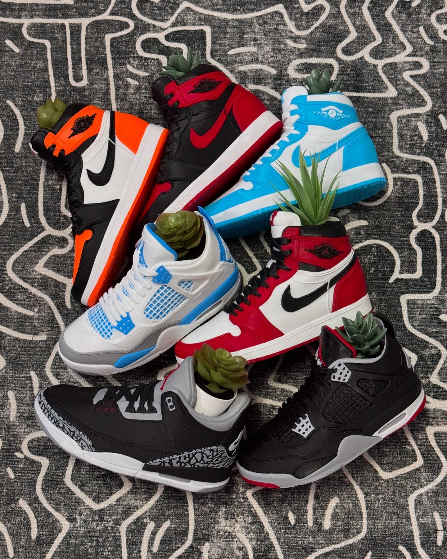 RESTOCK ANNOUNCEMENT 📢 

Saturday 23rd November 8pm UK Time

Express shipping on ALL ORDERS. This means planters will be pre-printed and ready to go. No 4+ week wait times like previous drops. This is our LAST restock of 2024 so make sure you get yo