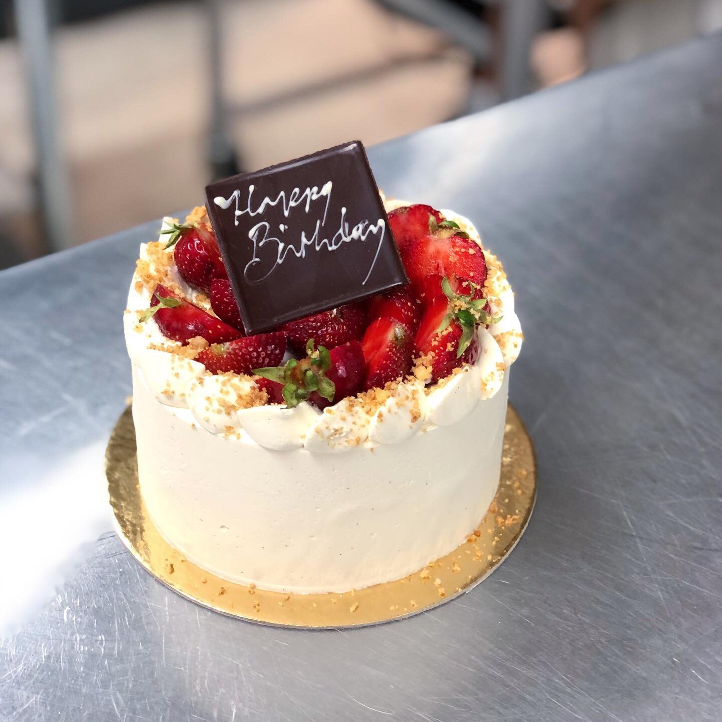 Father&rsquo;s Day Week Alert!

Starting now! You can preorder on our website for next week this cake made from the most amazing fresh local strawberries. Simple and delicious. That&rsquo;s it!

As with all our new cakes and especially during special