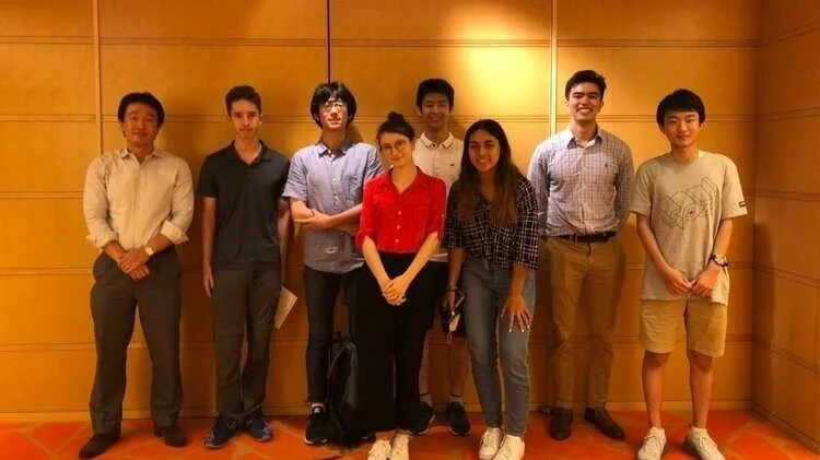      

 
    2020年8月 ・日本・ glp 夏 のキャップ  2020年8月5日 ～ 2020年8月18日 
 




















  
  



    

 
   　グローバルな問題を議論するグローバルリーダーシッププログラムは、今年8月5日水曜日に開始されました。 2週間、日本、オーストラリア、イタリア、アイルランドの学生が、現在の世界的な問題に関する一連の議論に参加しました。学生たちは、ボローニャ大学や寄宿学校のフィリップスエクセターアカデミーで