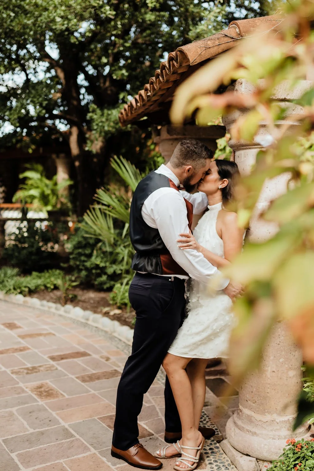 SturdyWedding_Previews_DLP-16.jpg