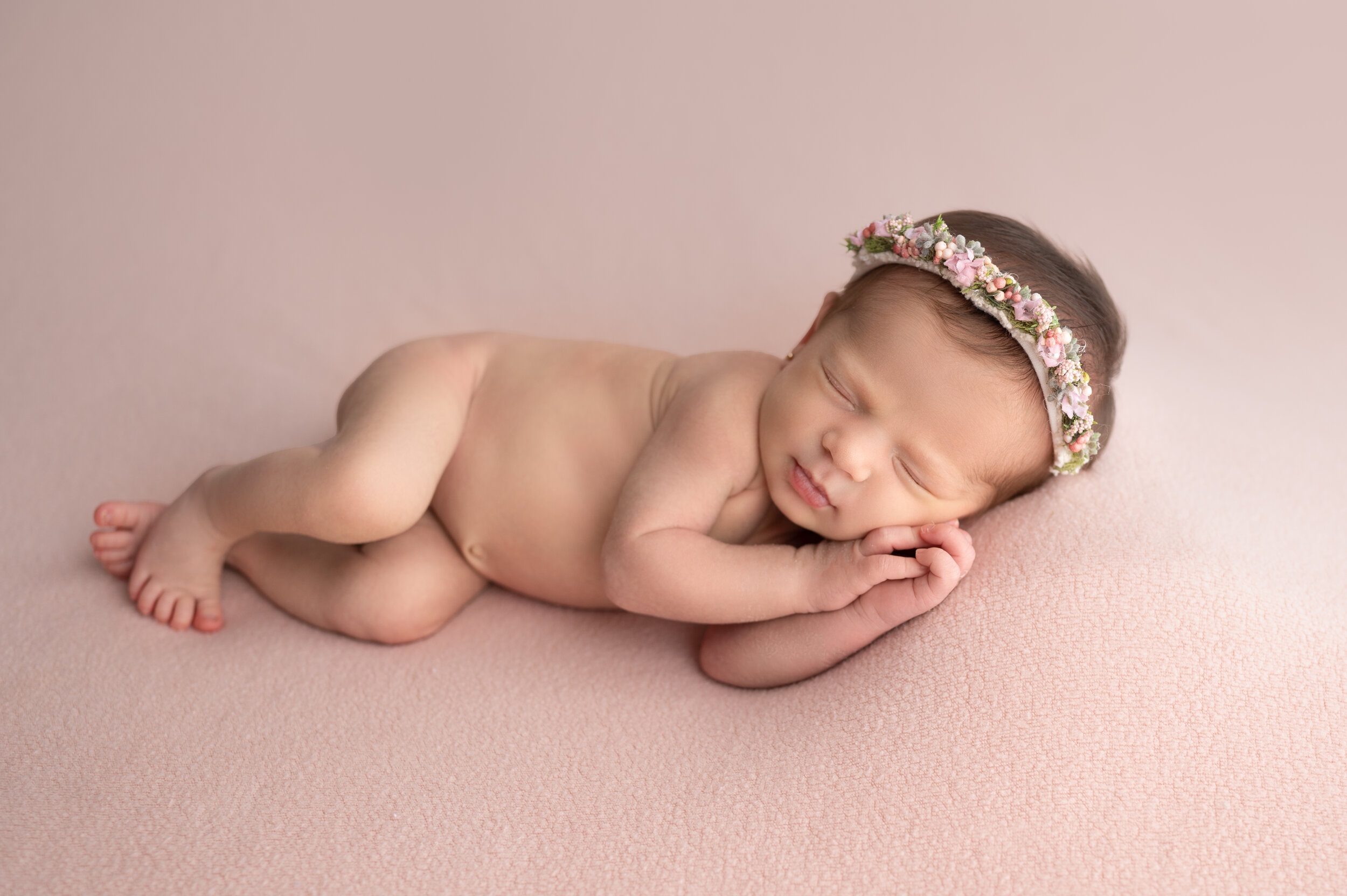 dublin_ohio_newborn_photographer_wildflower_fine_art_portraits