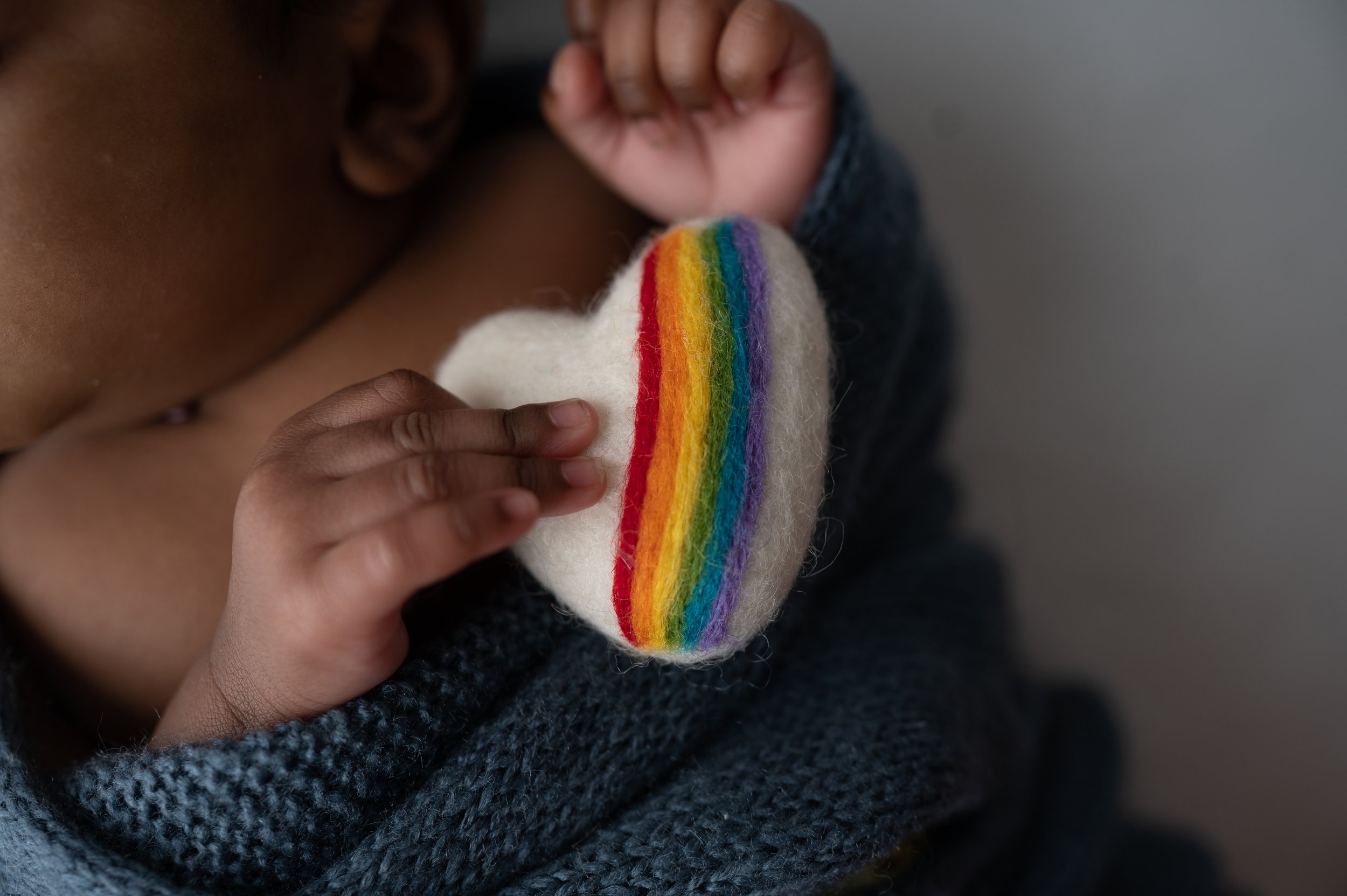 rainbow_heart_newborn_photography_columbus_ohio_wildflower_fine_art_portraits