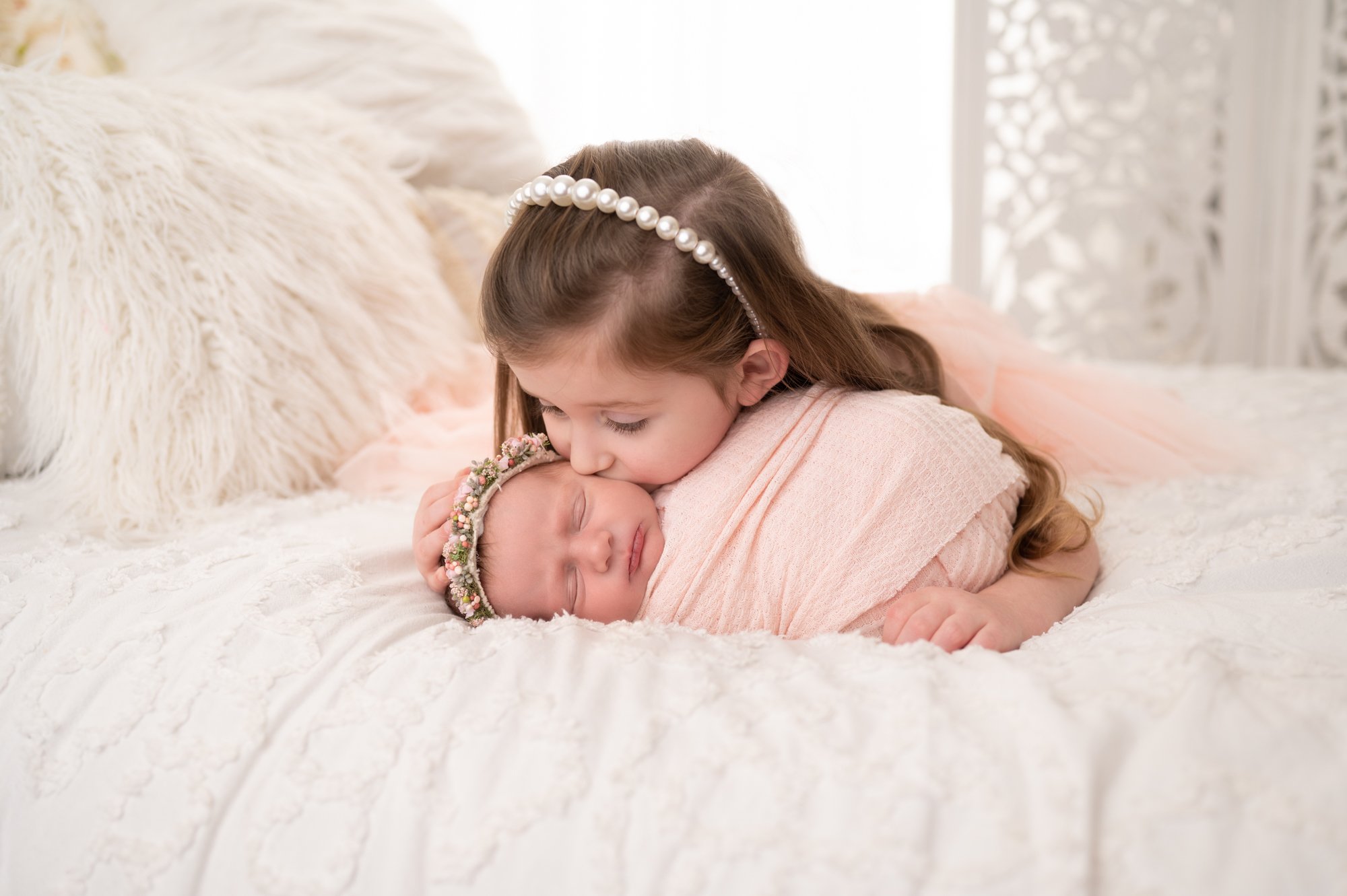 Sibling Newborn portraits Ohio