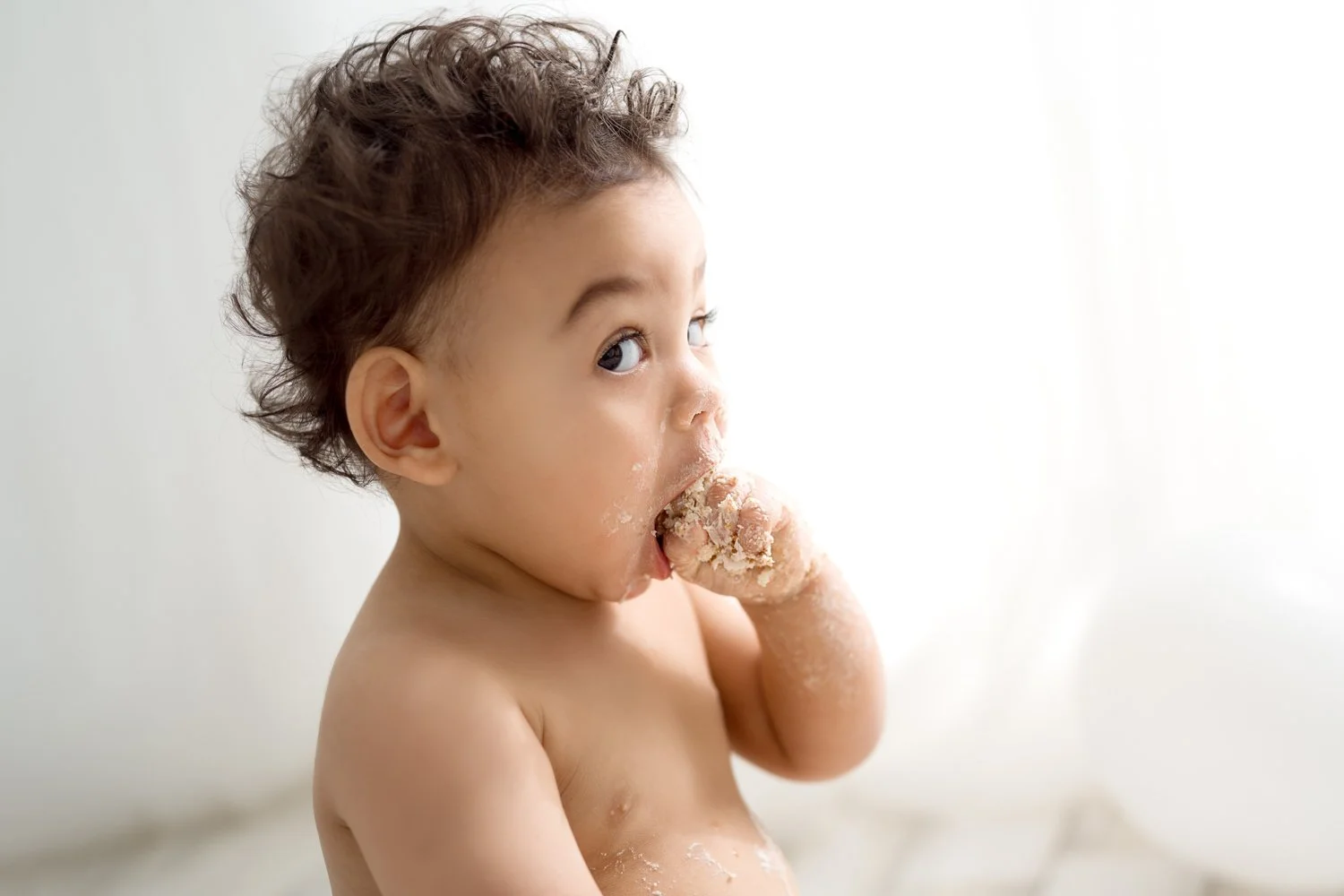 columbus-ohio-baby-photographer-one-year-photos-cake-smash-9.jpg