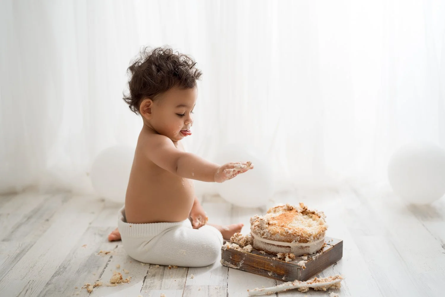 Columbus Ohio Baby Photographer | Victor’s Classic Cake Smash Session