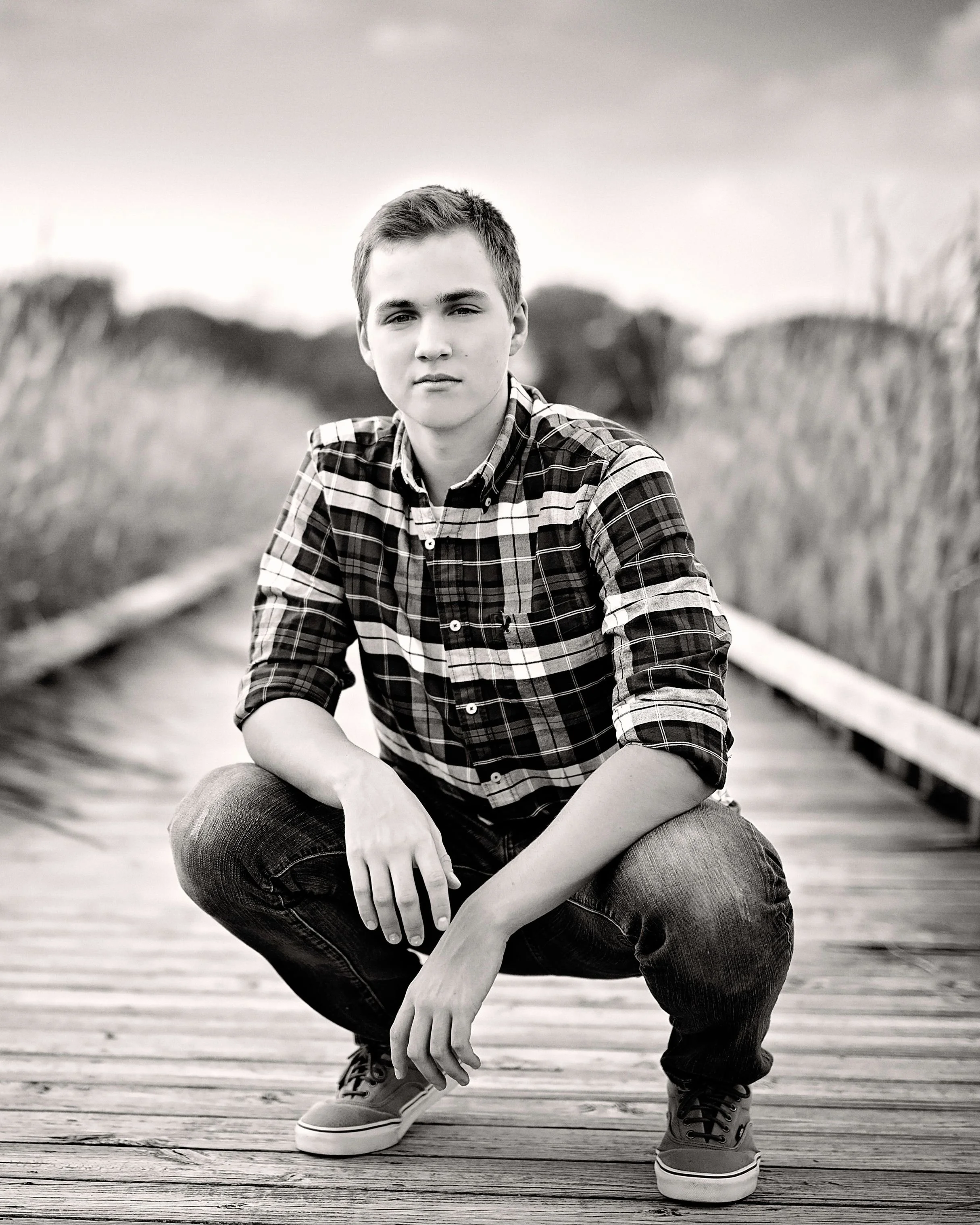 columbus-ohio-seniorportrait-photography-studiophotos-cappandgown-15.jpg