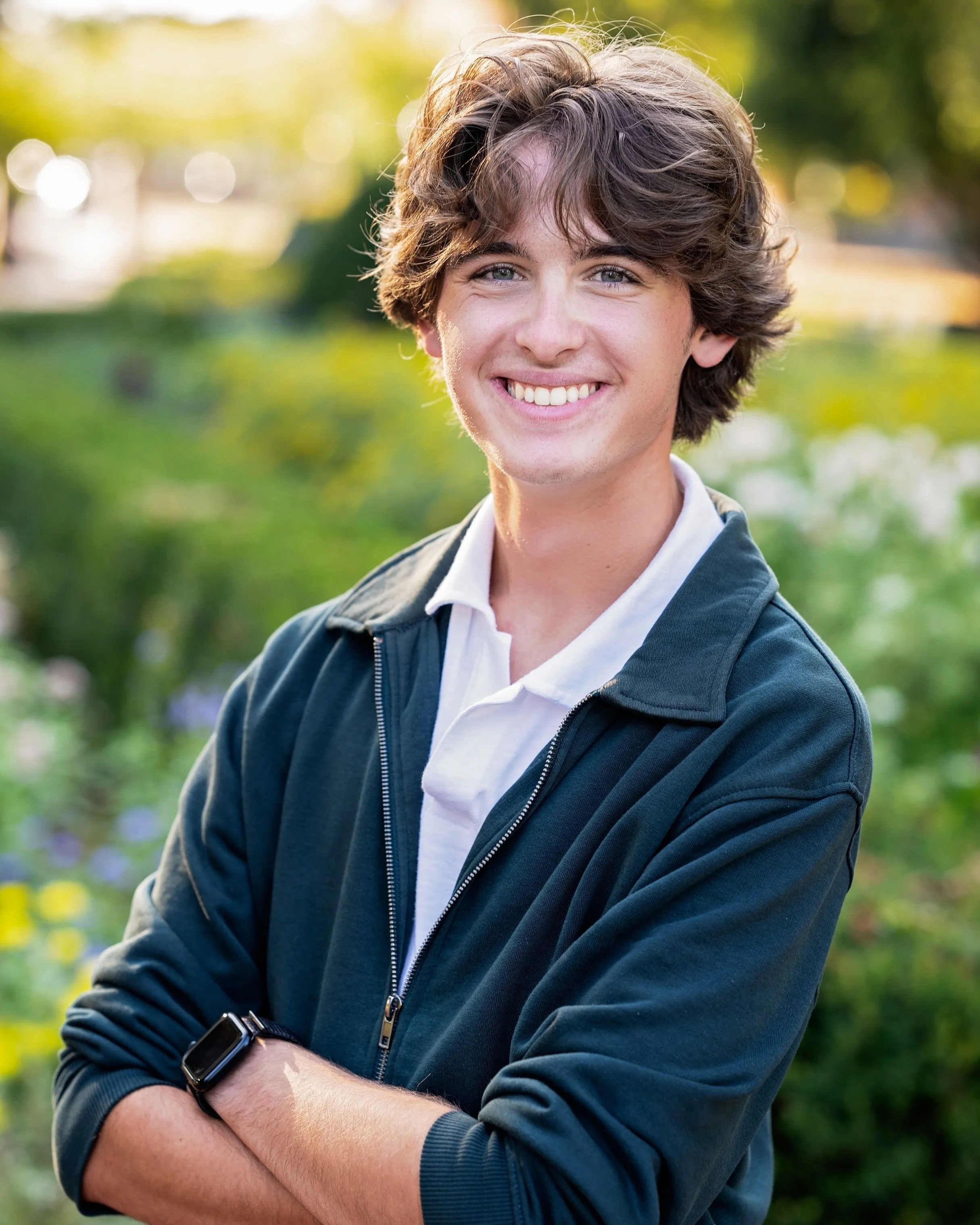 columbus-ohio-seniorportrait-photography-studiophotos-cappandgown-8.jpg