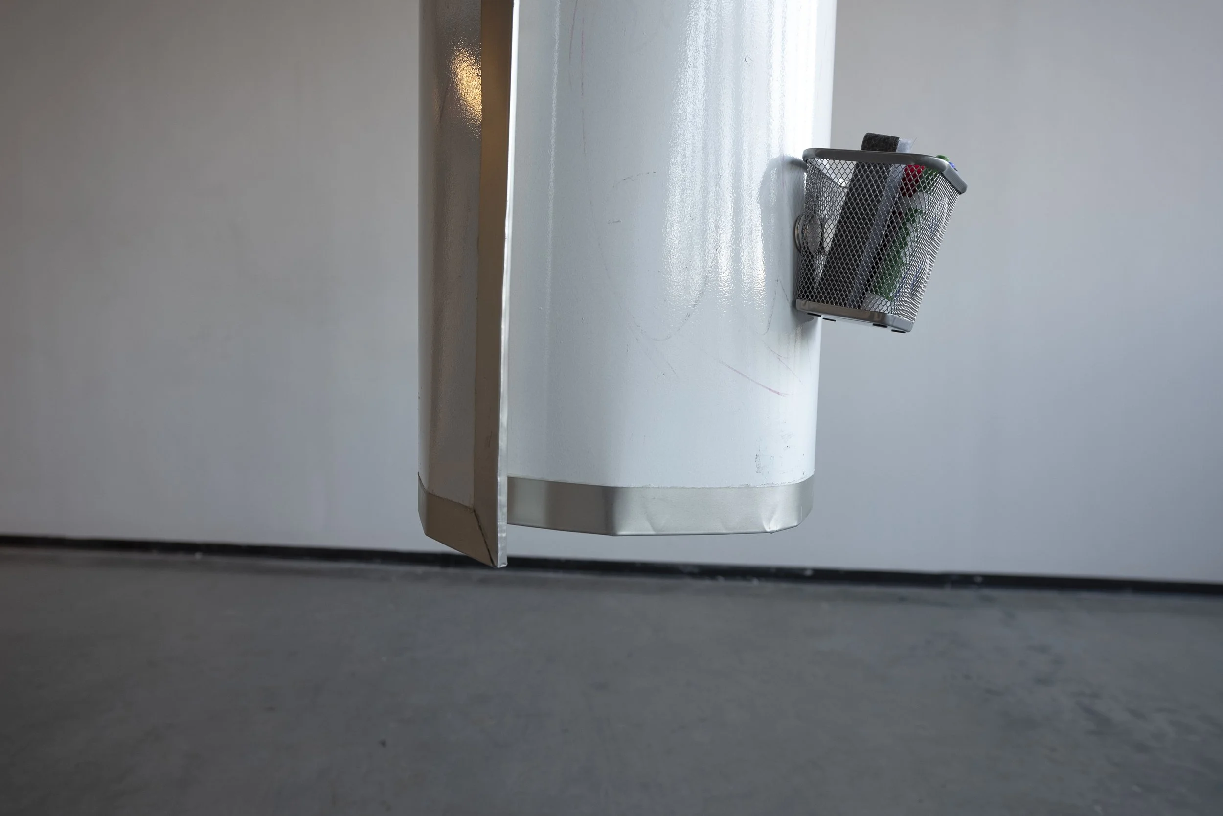 whitebag(bottom).jpg