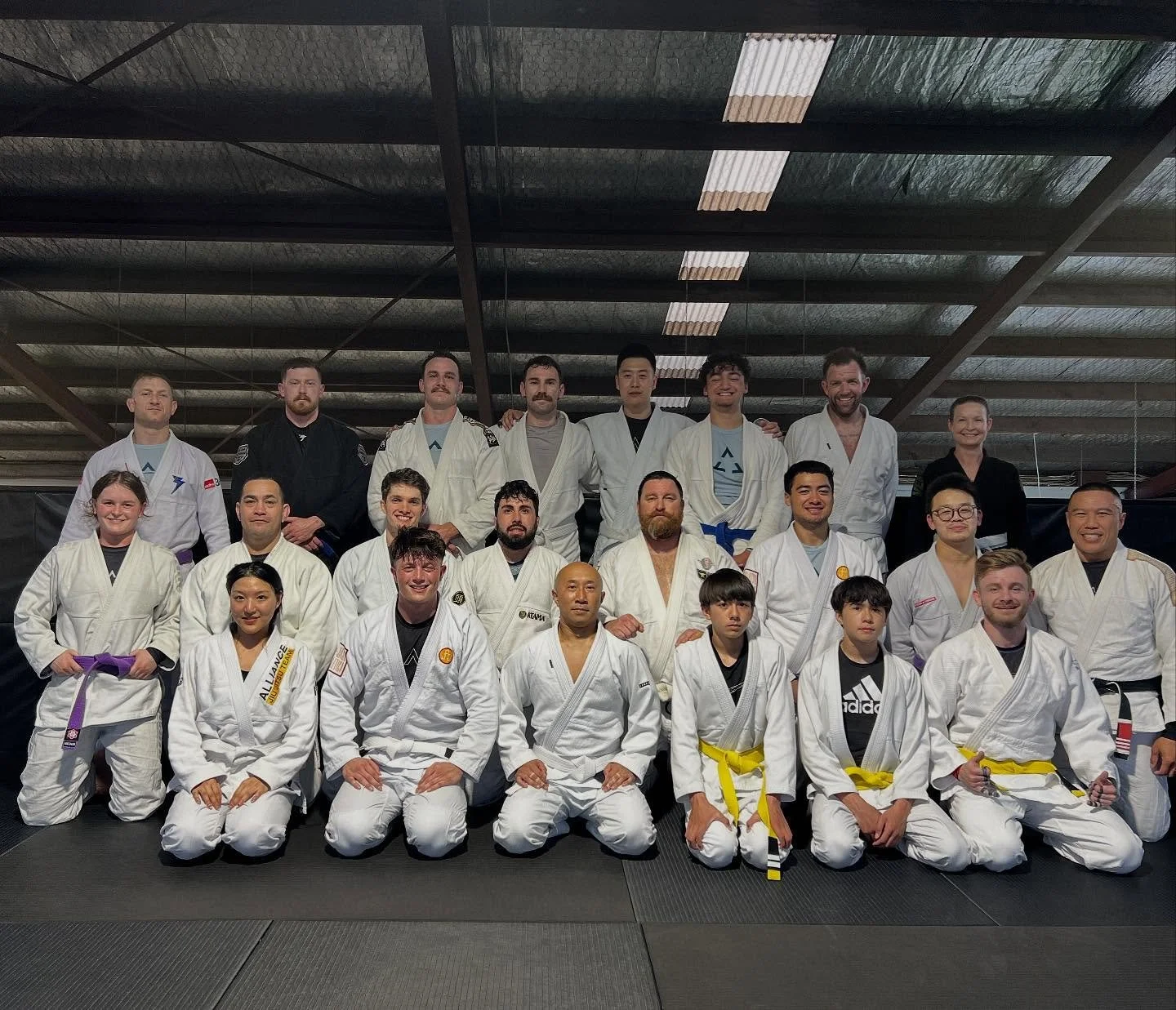 Daylight savings Tuesday nights got the team amped! 

Nice work team!!

#syzygybjj #szg #jiujitsu #szgkids #team #bjj #syzygyjiujitsu #startyourjourney #jiujitsuforbeginners #nzjiujitsu #nothshorejiujitsu #northshoreauckland #jiujitsujumpstart #jiuji