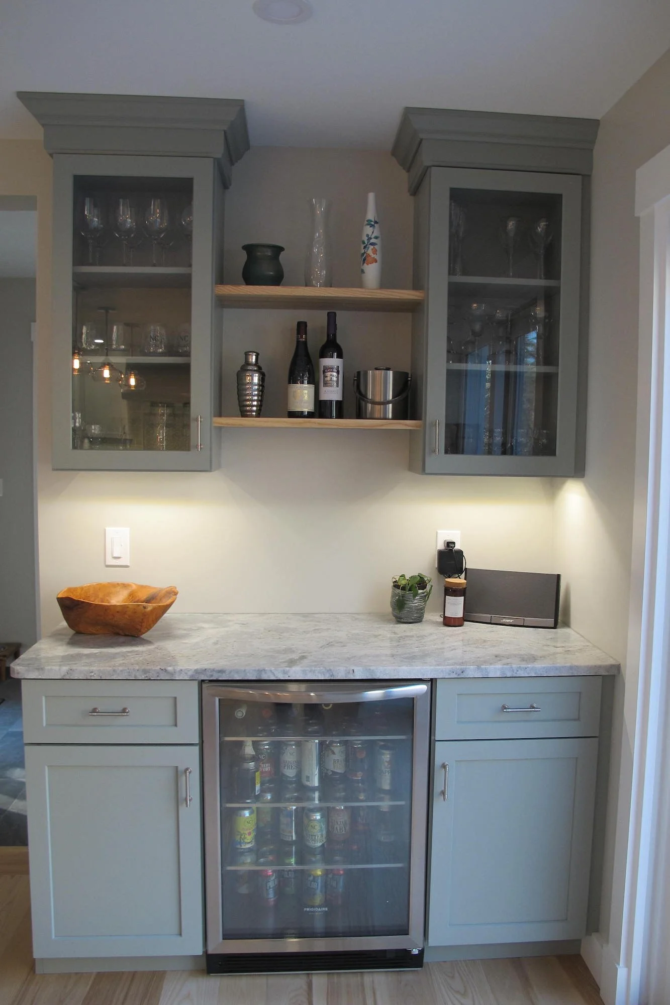 Dream-Home-Cabinets-Dixons-liquor-cabinet.JPG