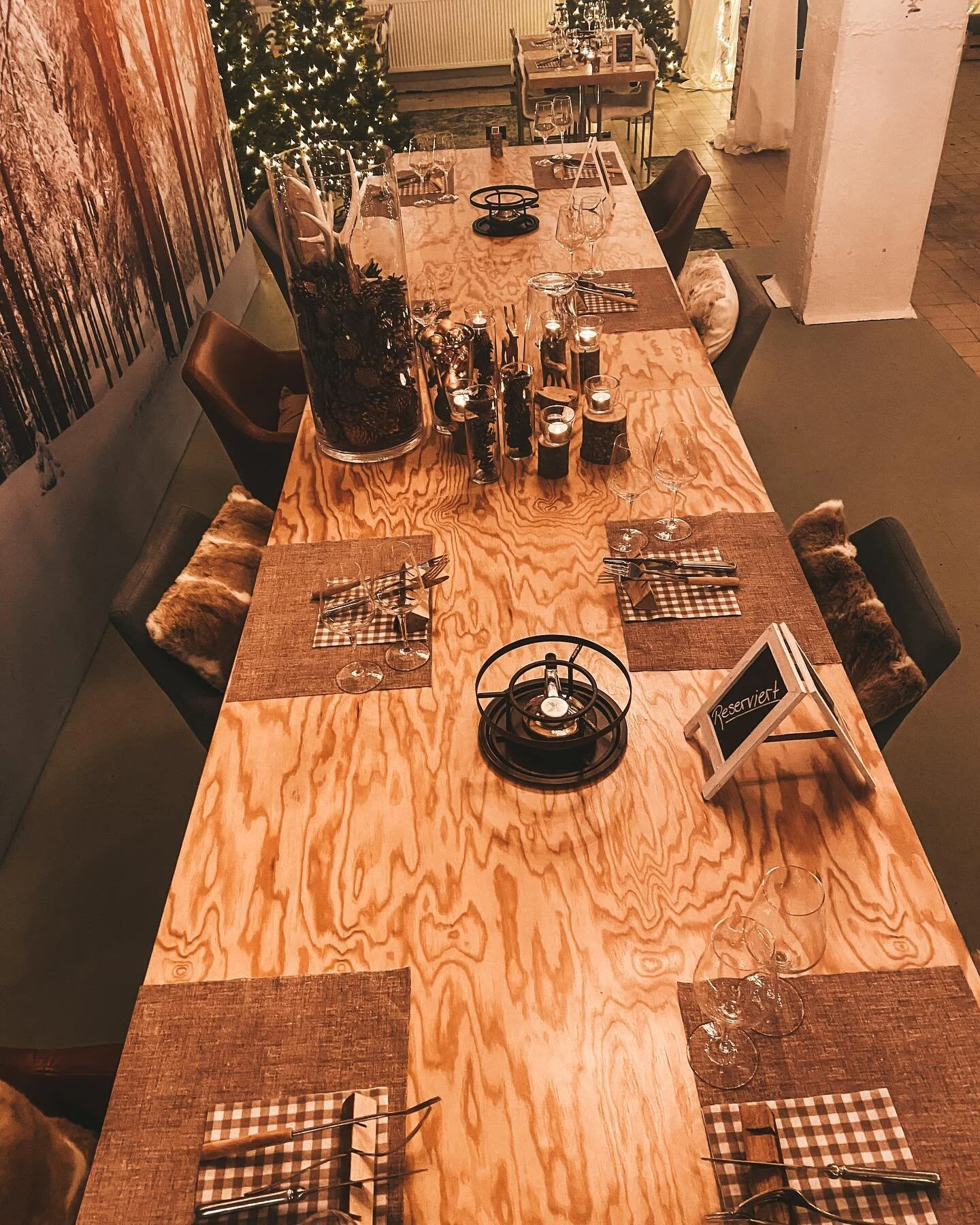 🫕 𝑁𝑢𝑟 𝑛𝑜𝑐ℎ 𝑤𝑒𝑛𝑖𝑔𝑒 𝑇𝑎𝑔𝑒 𝑜𝑓𝑓𝑒𝑛! 𝑅𝑒𝑠𝑒𝑟𝑣𝑖𝑒𝑟𝑡 𝐸𝑢𝑐ℎ 𝑗𝑒𝑡𝑧𝑡 𝑛𝑜𝑐ℎ 𝑇𝑖𝑠𝑐ℎ𝑒 𝑏𝑖𝑠 𝐽𝑎ℎ𝑟𝑒𝑠 𝐸𝑛𝑑𝑒!
𝑊𝑖𝑟 𝑓𝑟𝑒𝑢𝑒𝑛 𝑢𝑛𝑠 𝑎𝑢𝑓 𝐸𝑢𝑟𝑒 𝑈𝑛𝑡𝑒𝑟𝑠𝑡𝑢̈𝑡𝑧𝑢𝑛𝑔.✨

#bettertogether #bethere #silvester