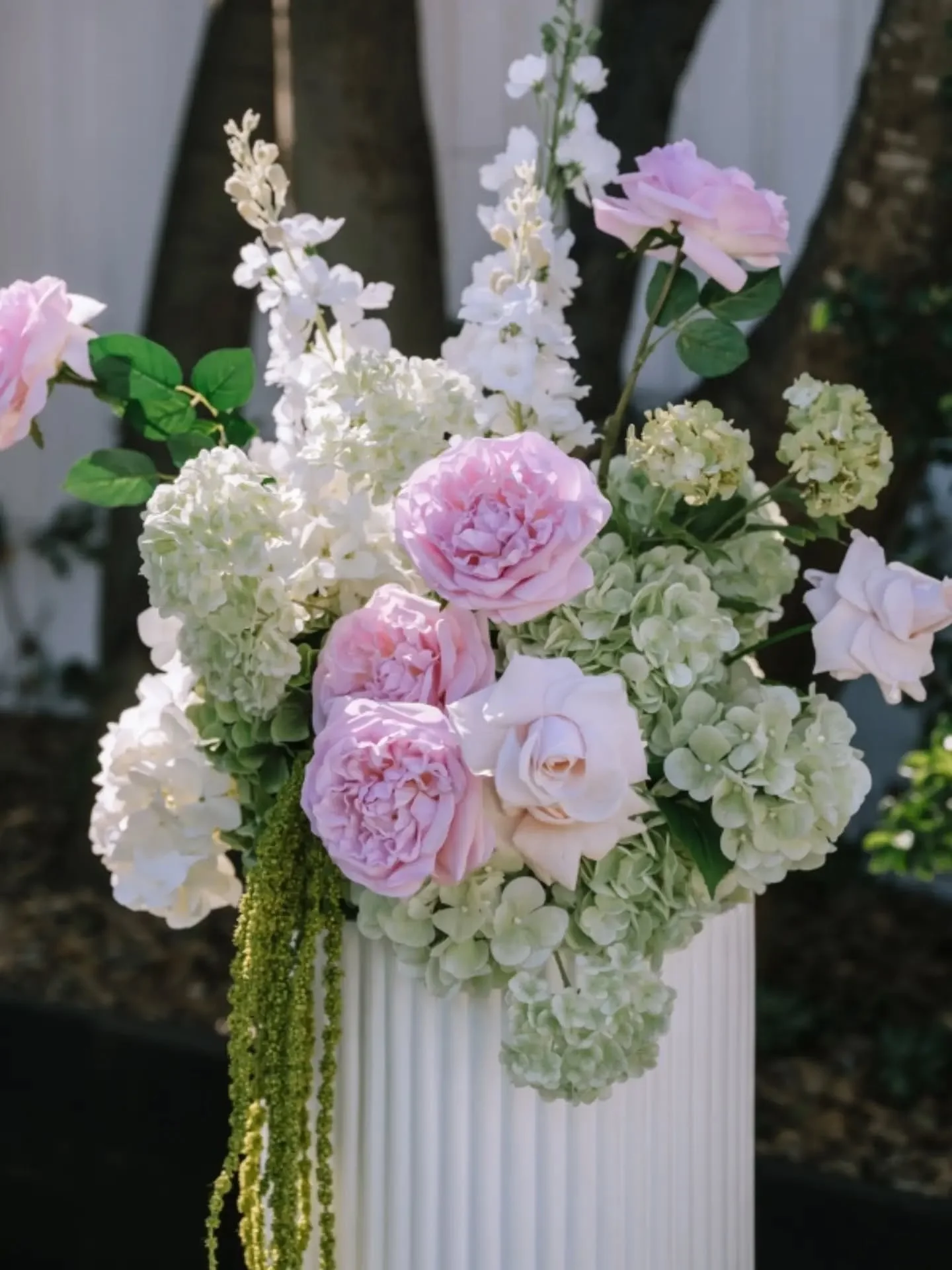 You don&rsquo;t need to have your entire wedding theme figured out before booking your faux florist 🤍

Most of our couples come to us with a few inspo pics, a colour palette they love or simply a feeling they want their day to have, and that&rsquo;s