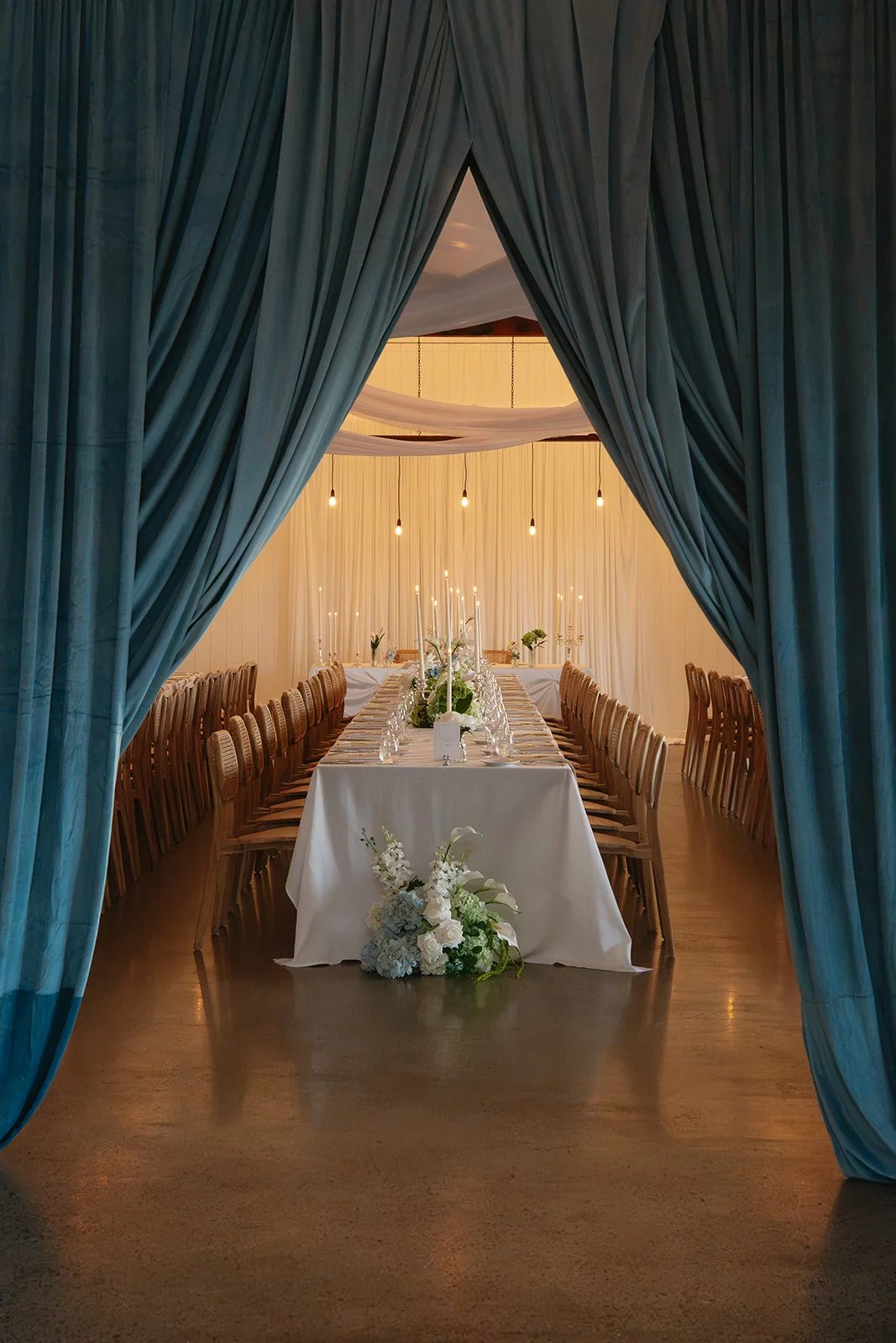 Gold_coast_faux_flowers_389.jpg