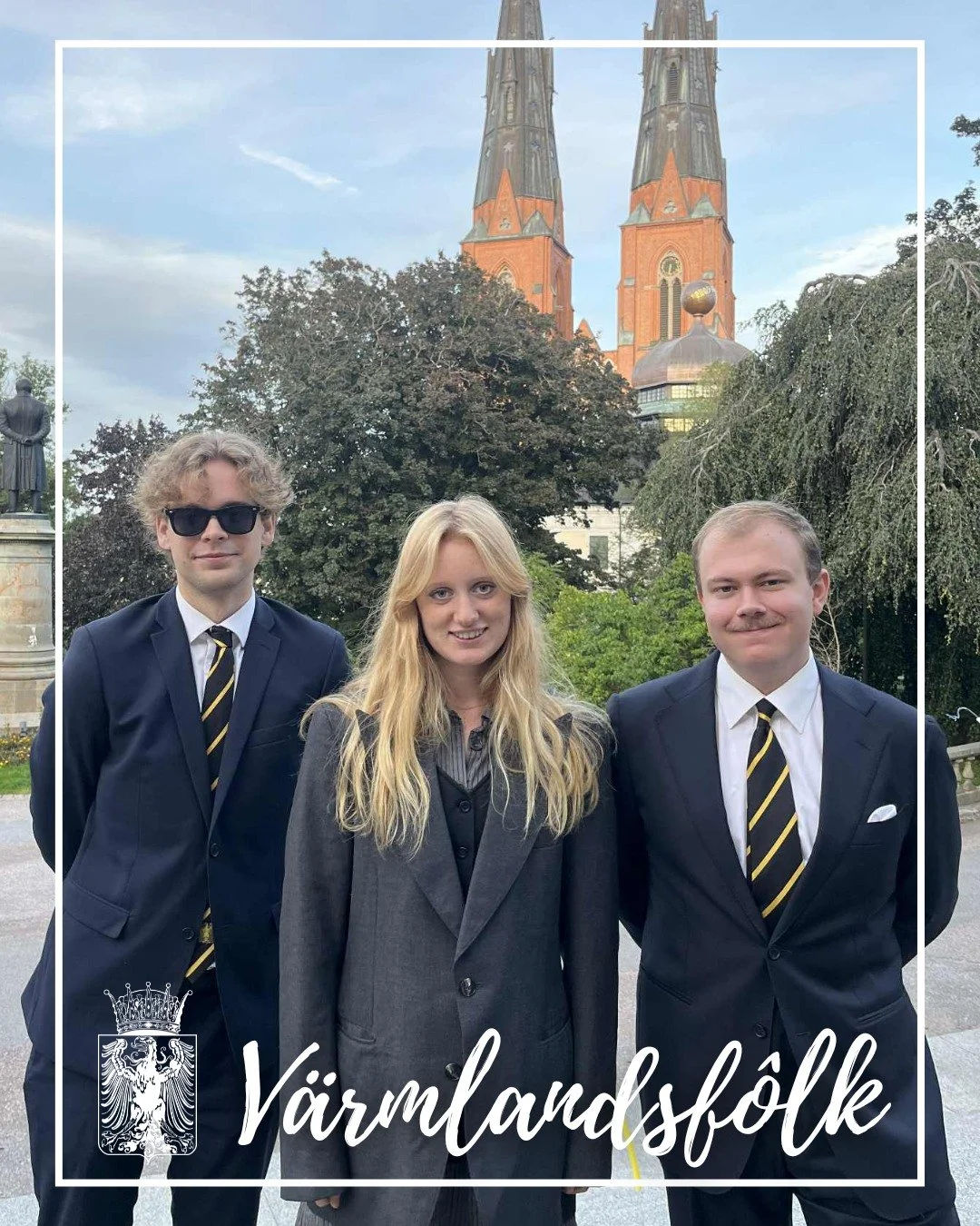 English below🙌

Veckans V&auml;rmlandsf&ocirc;lk &auml;r ingen mindre &auml;n Wermlandus redaktionen som skriver f&ouml;r V&auml;rmlands tidning!

🌟 Vad &auml;r det mest underskattade med att skriva f&ouml;r V&auml;rmlands tidning? 
-	H&ouml;ra all