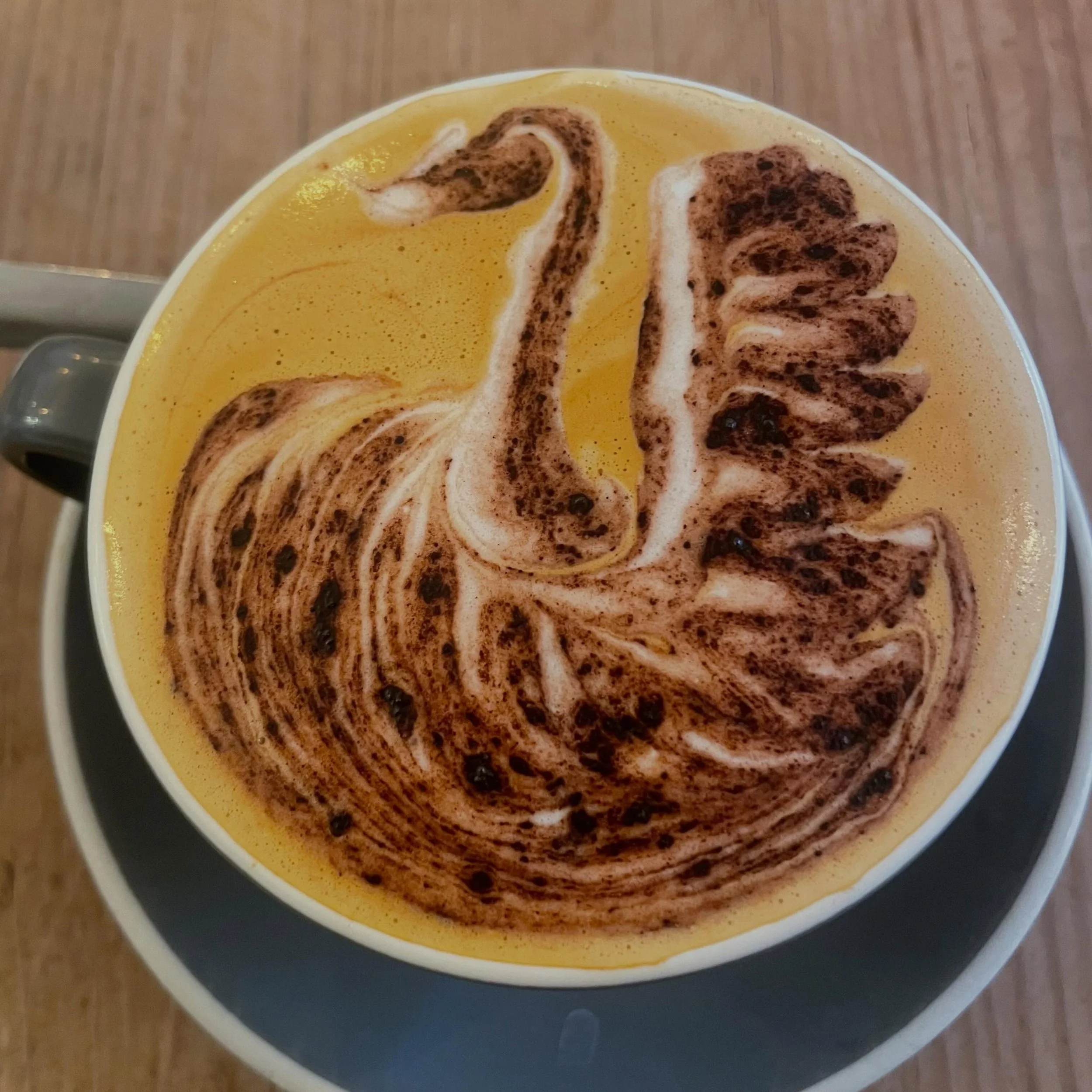 The cappuccino at @flotsamandjetsamcafe this afternoon took it to a new level