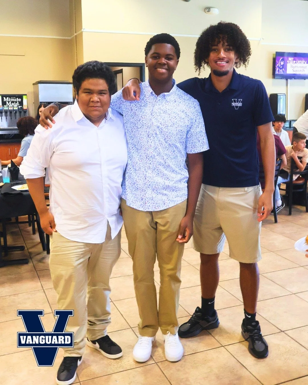 The obligatory formal lunch photos β¨ 
Students dressed in their best, enjoyed a phone-free meal, practiced etiquette, and shared meaningful moments with their Mentors. πππ 
#FormalLunch2025 #Etiquette #ScreenFree #Vanguard