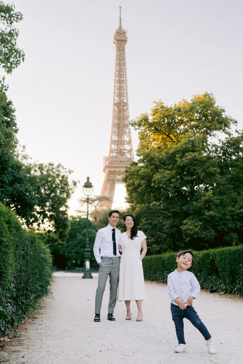 Paris family photographer capturing natural moments near the Eiffel Tower