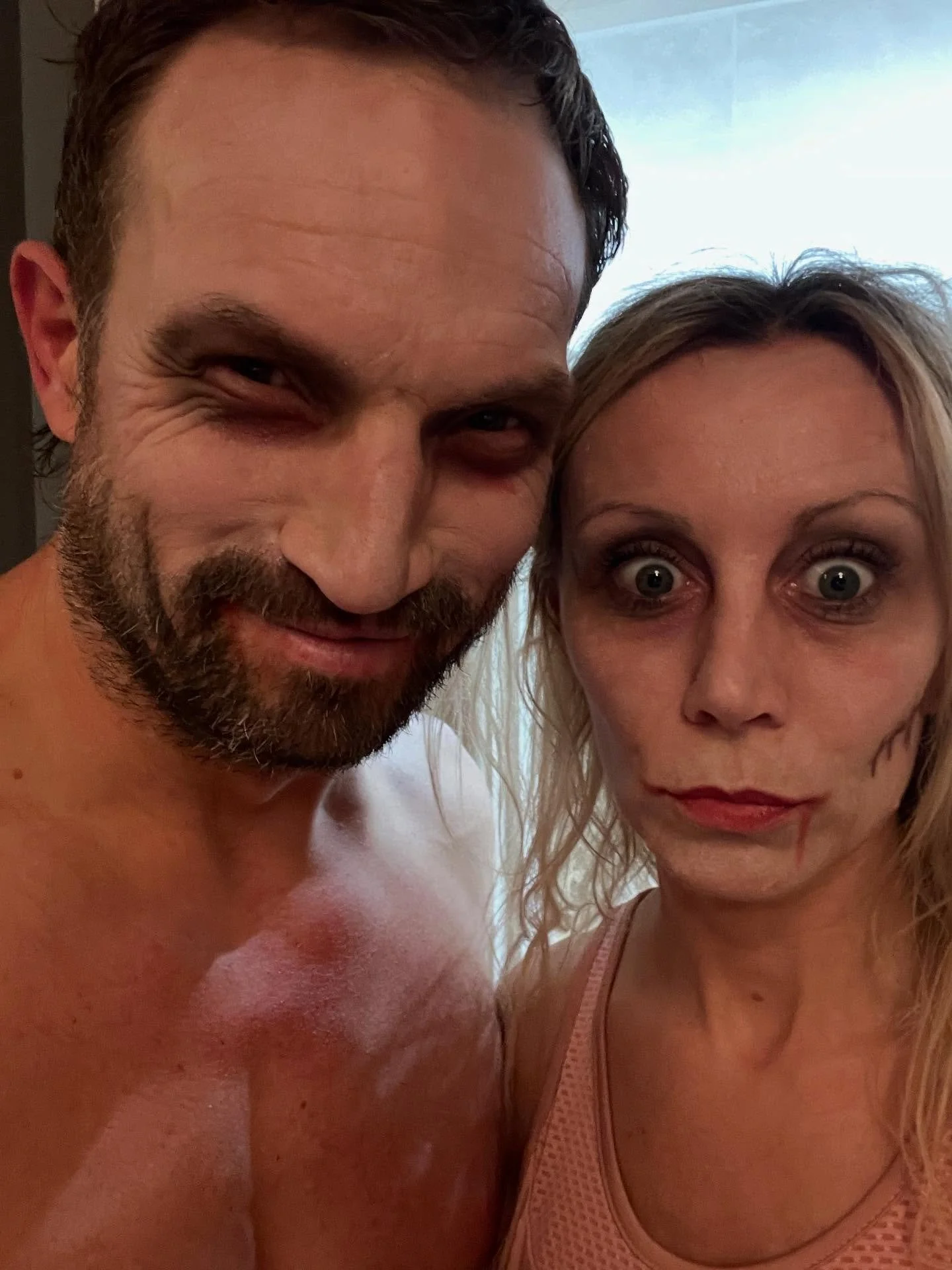 Family weekends are the perfect reset 🔋

Halloween party ✅
Family walk ✅
Fireworks ✅
Sunday morning rugby ✅

Now it&rsquo;s time to switch gears &mdash; big testing week ahead with the @vectis_method crew.
Countdown to the new program launch begins 