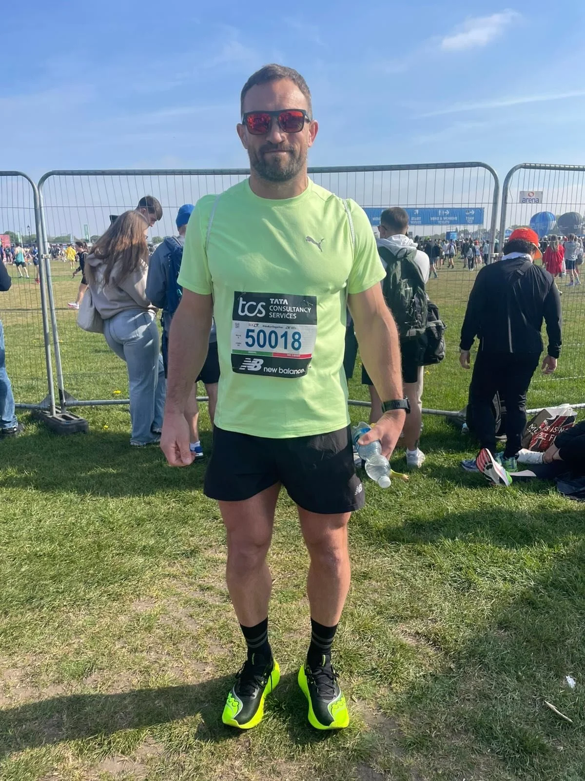 My first London Marathon&hellip; and it was everything people say it is.

But if I&rsquo;m honest &mdash; I got one thing wrong.

The weekend.

Worked Saturday morning. Rushed up. Grabbed my race number. In and out.
Didn&rsquo;t really take any of it