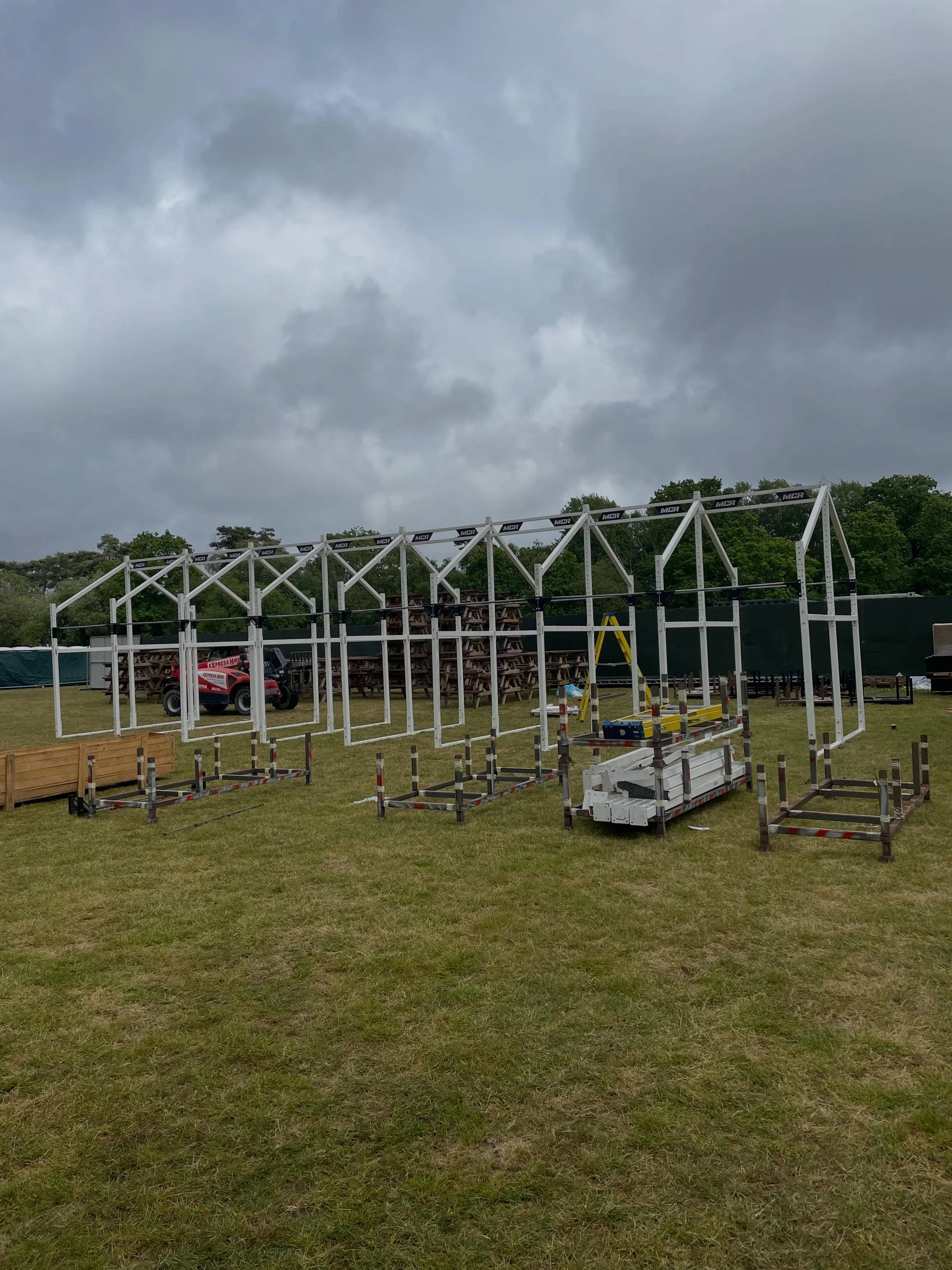 Day 1 of fitness games build done 

@moduflexcustomrigs built ready for lines and platform to be built Thursday 

Can&rsquo;t wait to put the finishing touches together along side @grenadeofficial ready for the weekend 

Saturdays fitness games 

Sun