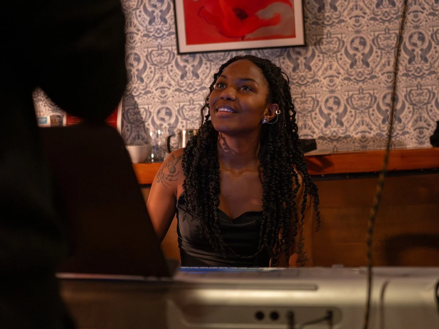 Thank you for making Regalos Night 2025 a meaningful act of solidarity.

On December 6, Love Wins NYC brought together a community committed to supporting children and families living in shelters and facing profound limitations in their daily lives.
