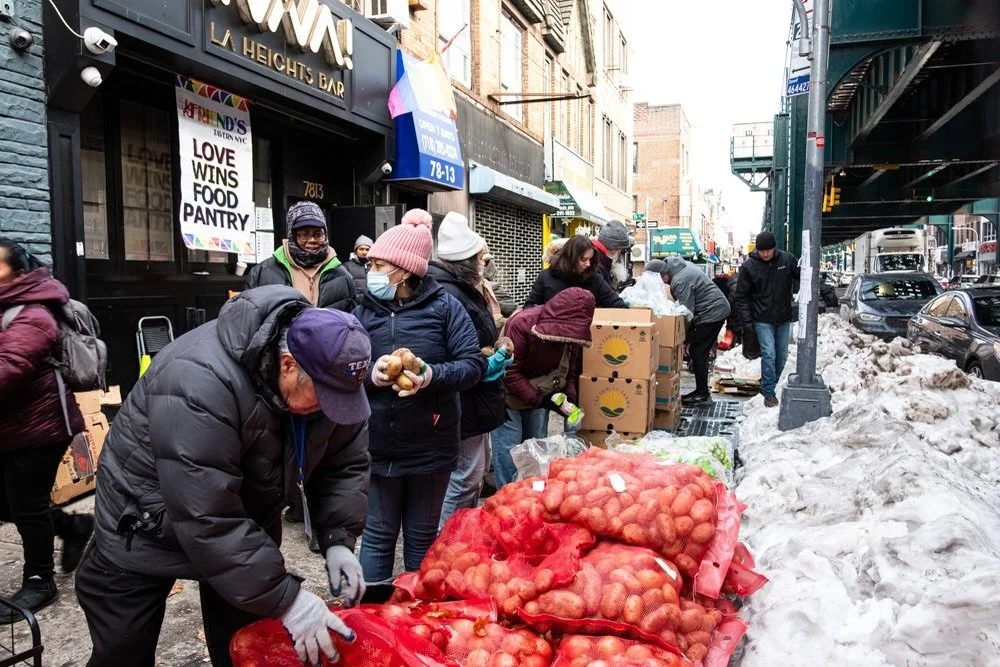Today we wrapped up another food distribution at Jackson Heights, supporting migrant families facing food insecurity. This work is needed and accessed no matter the weather.

Today&rsquo;s impact:
🏠 229 households
👶 319 children
🧑 395 adults
👵 28