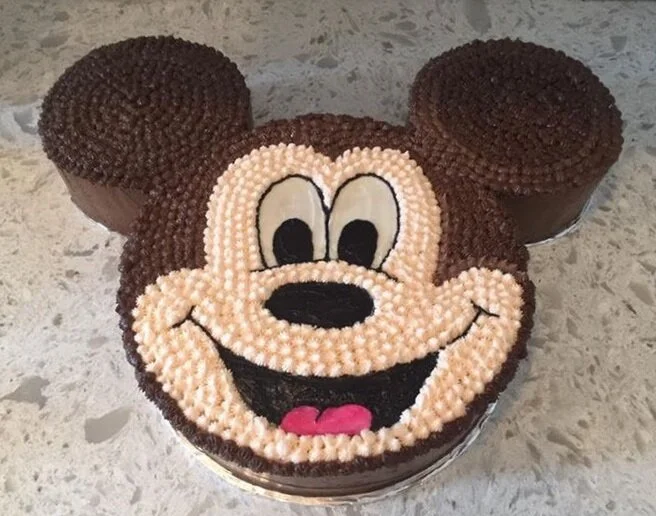 A chocolate Mickey Mouse cake to feed a crowd
