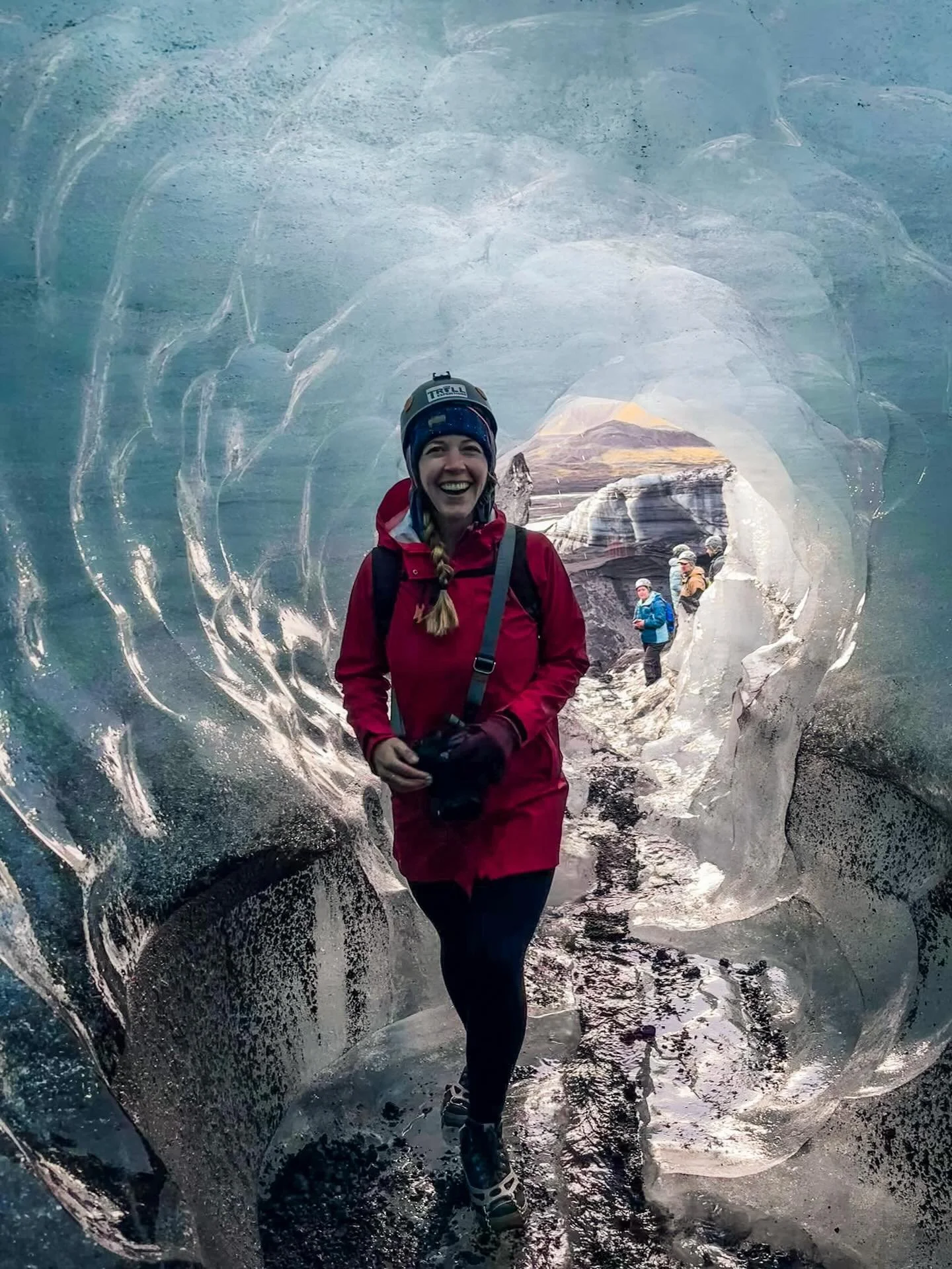 Iceland Day 8 post 1 of 2 because there are so many ice cave photos! (but another news I figured out how to get both portrait and landscape in a post again!)
#katlaicecave